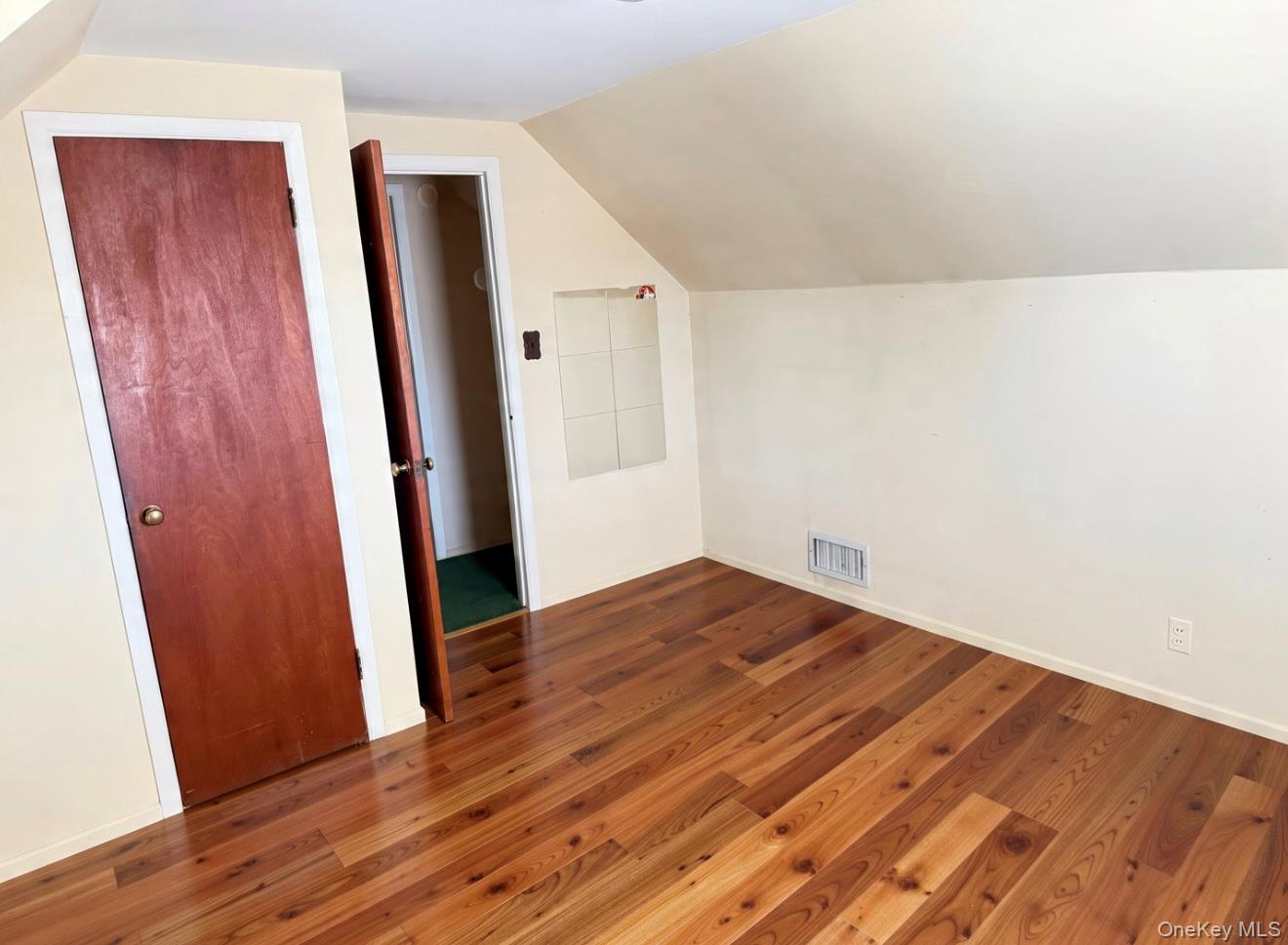 46 Midwood Avenue – For Sale photo 36