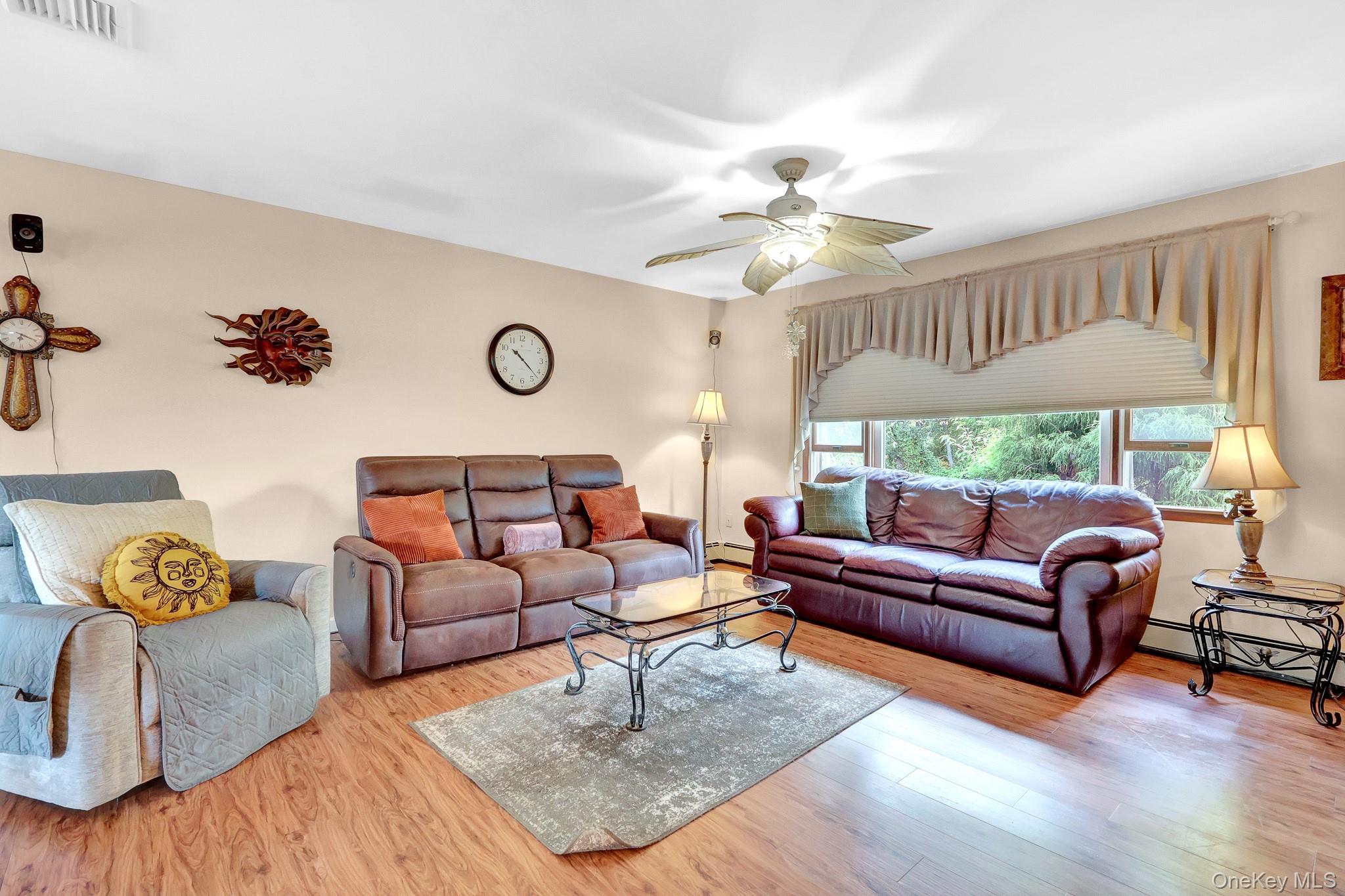 208 Raider Street – For Sale photo 4
