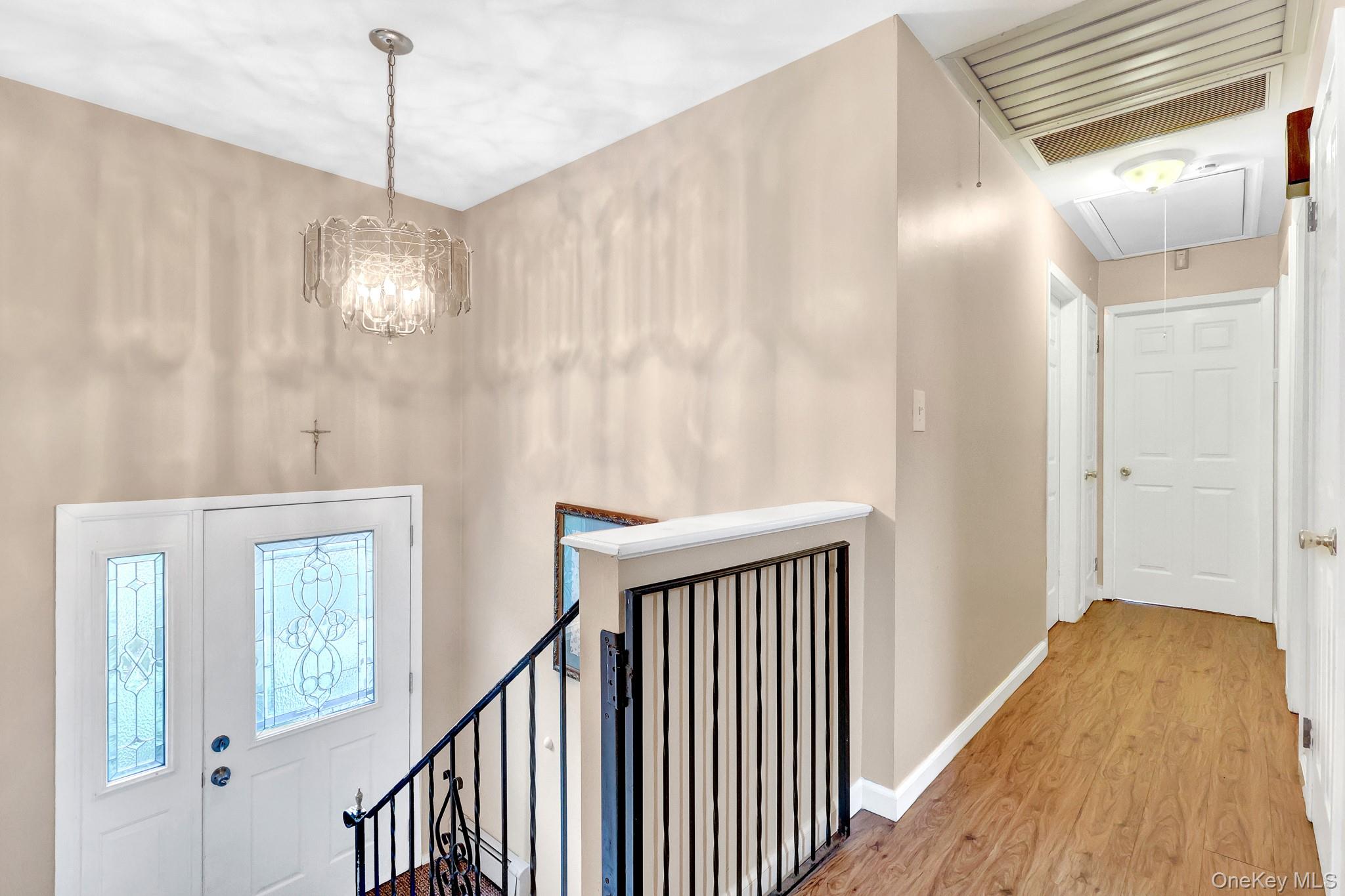 208 Raider Street – For Sale photo 3