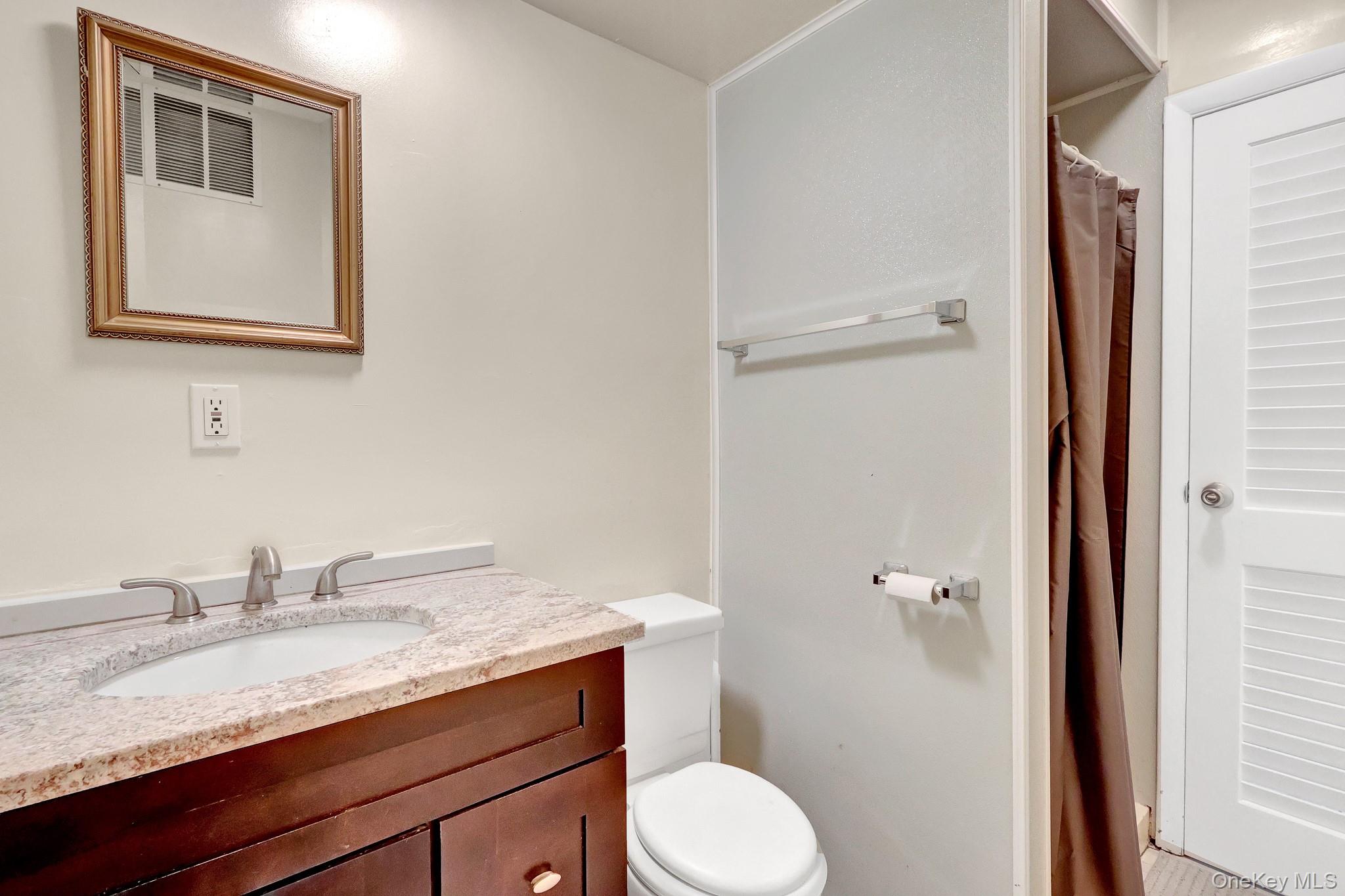 208 Raider Street – For Sale photo 22