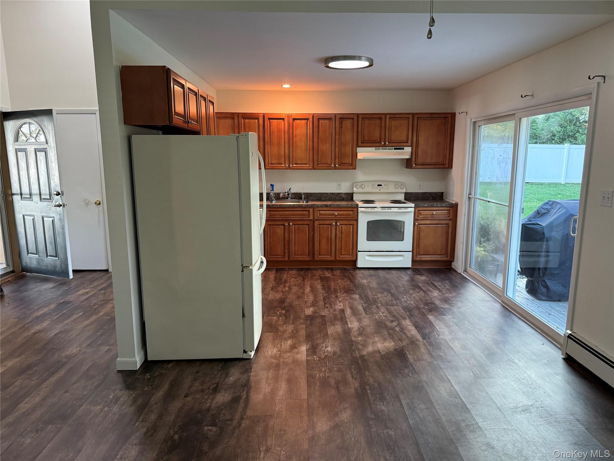 9 Stratford Road – For Rent photo 22