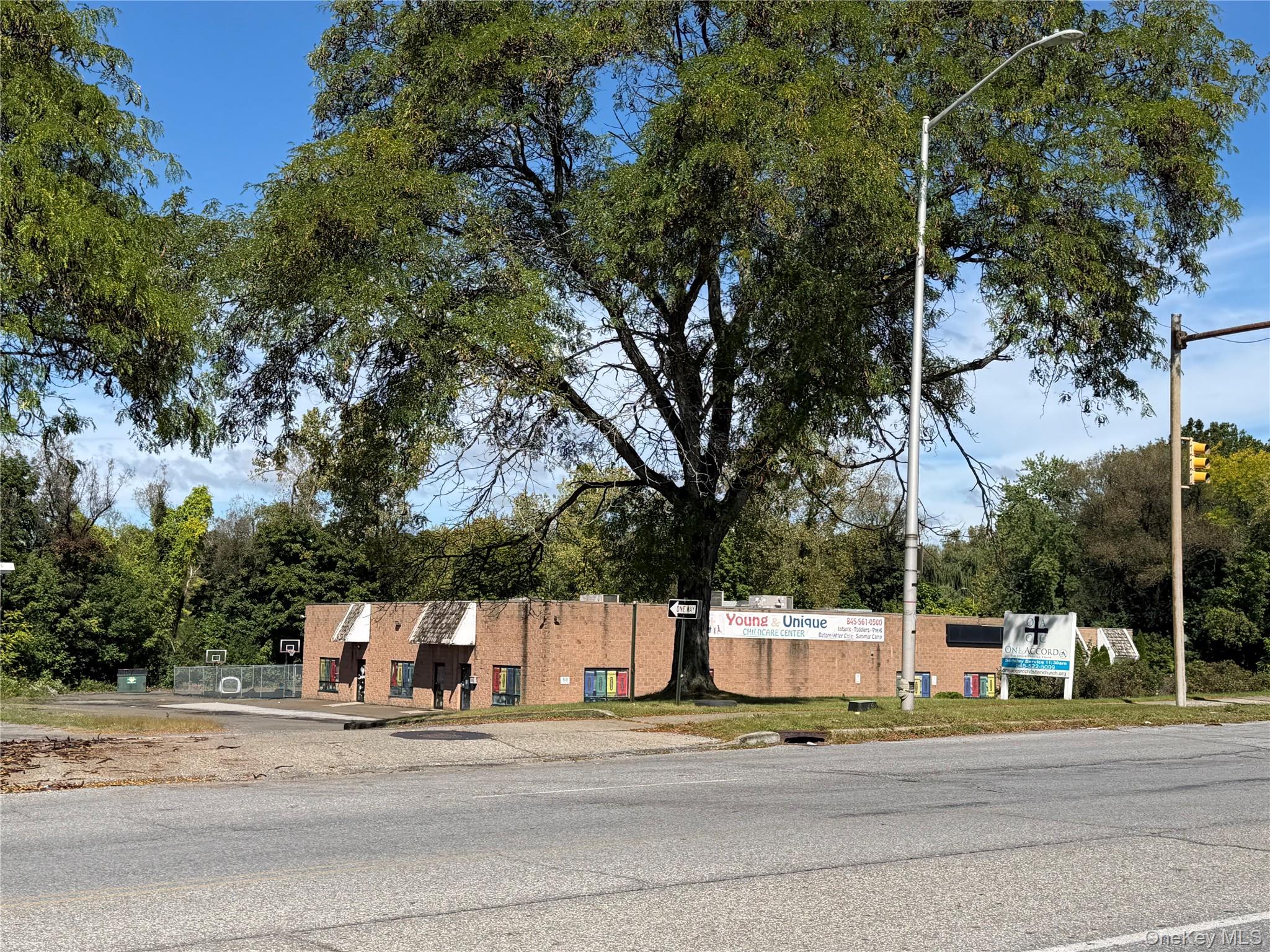 88 Lake Street – For Rent photo 2