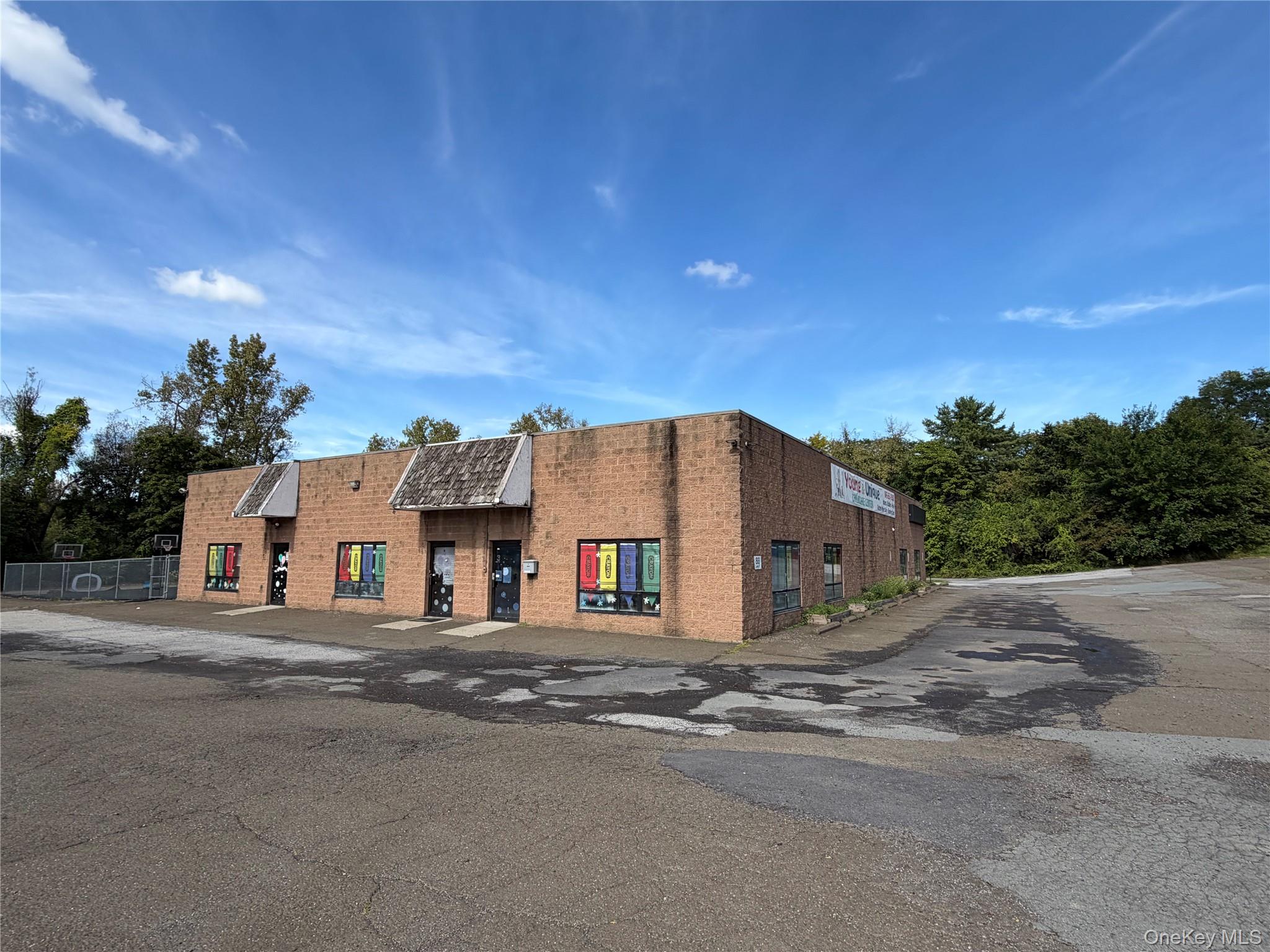 88 Lake Street – For Rent