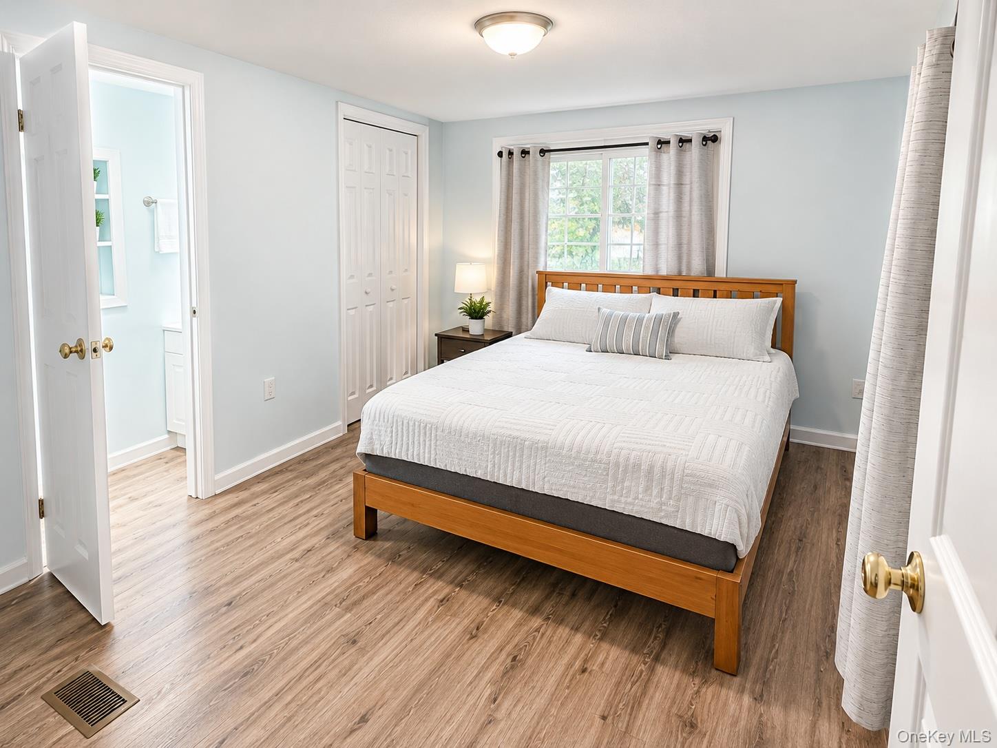 525 Riverleigh Avenue, Unit 102 photo 10