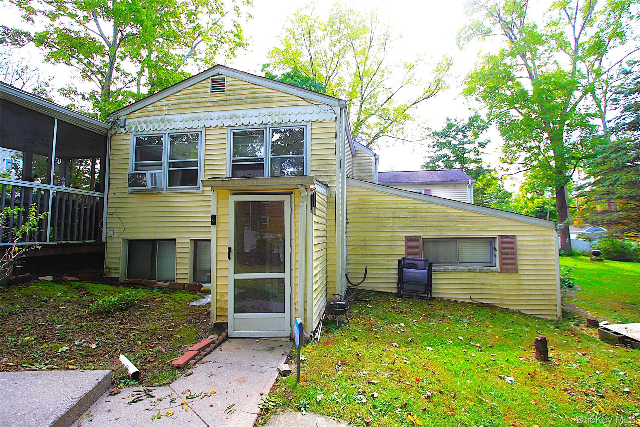 2222 Crompond Road – For Sale photo 4