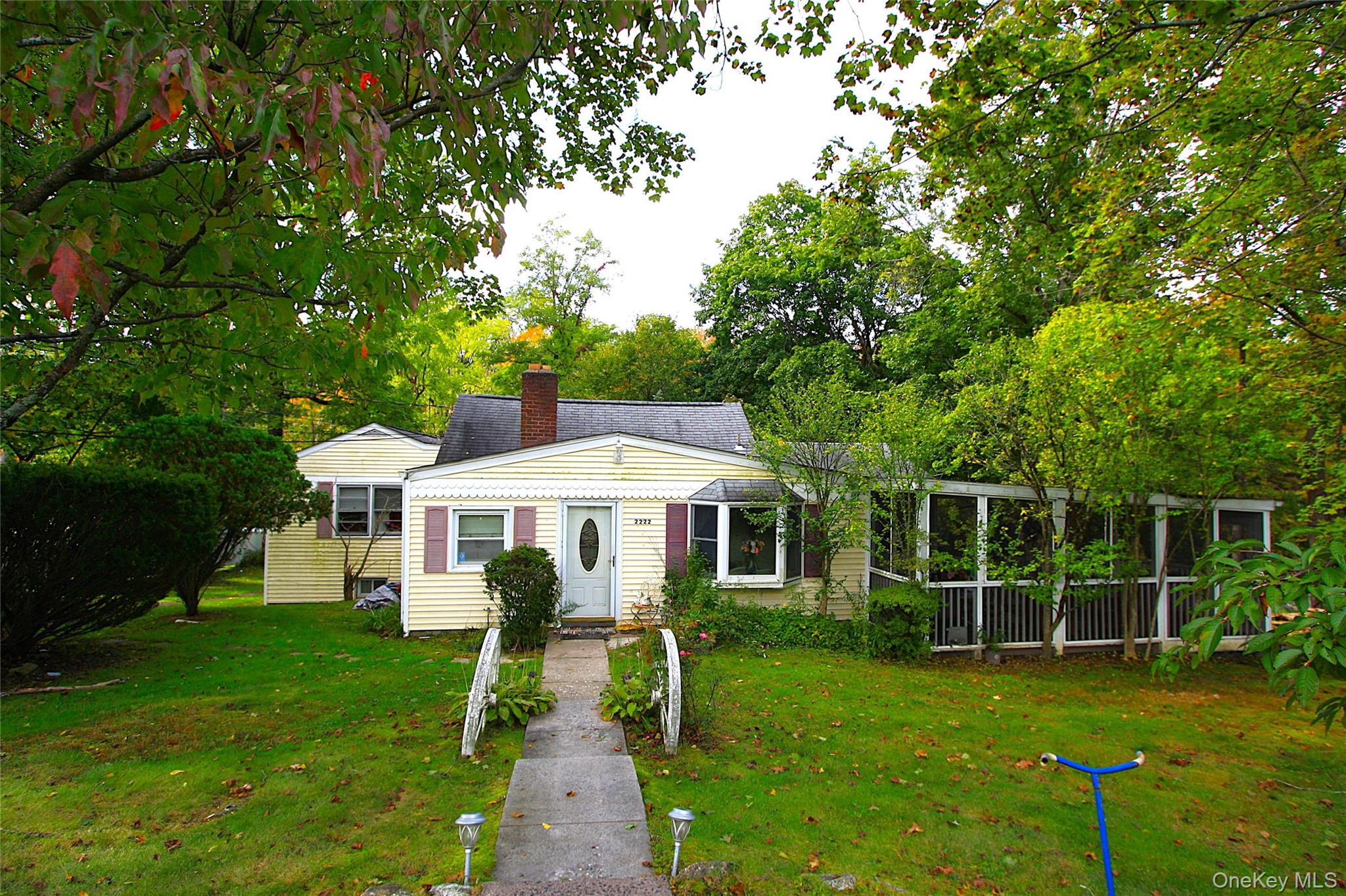 2222 Crompond Road – For Sale