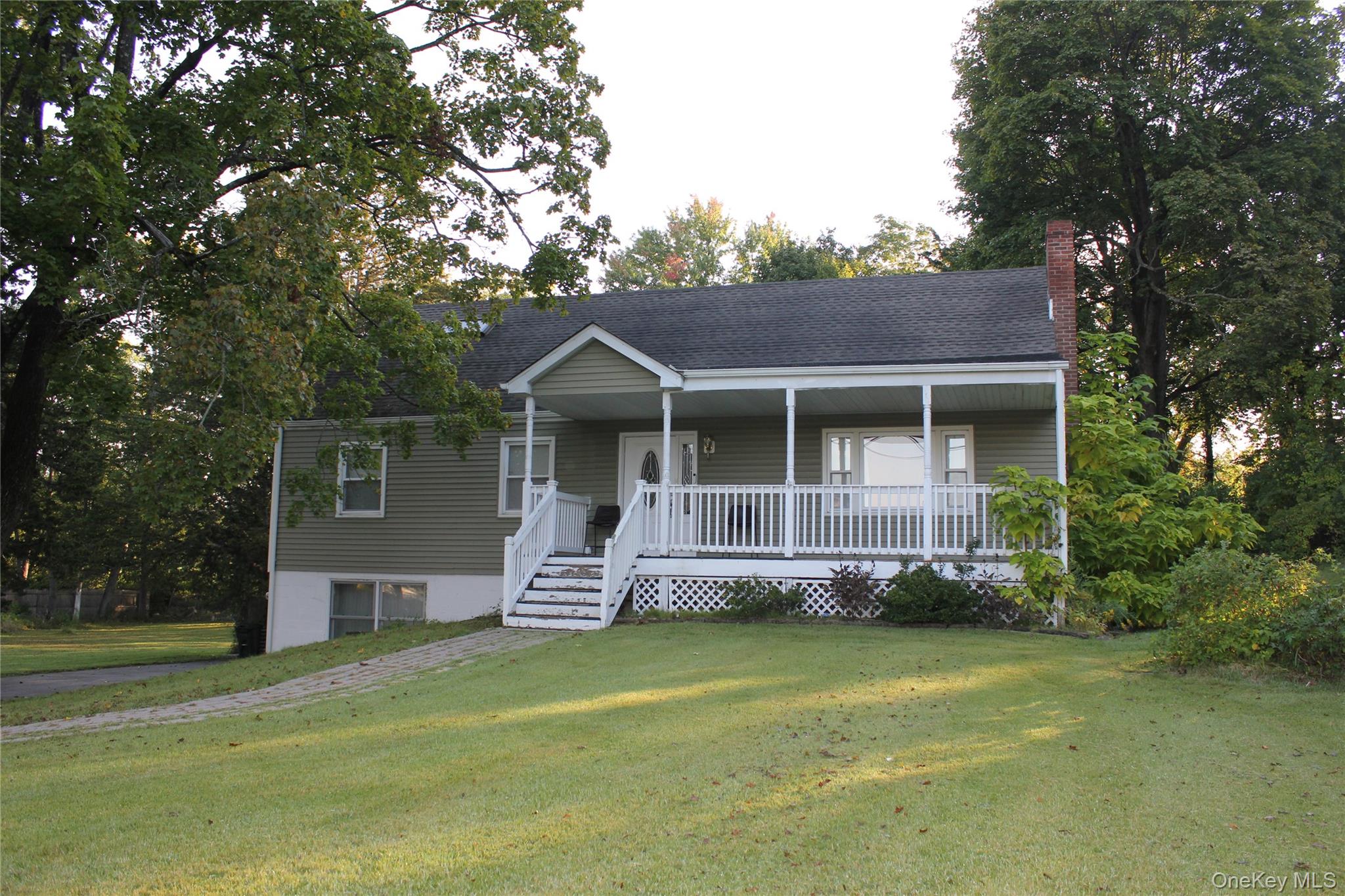 43 Laffin Lane – For Sale photo 2