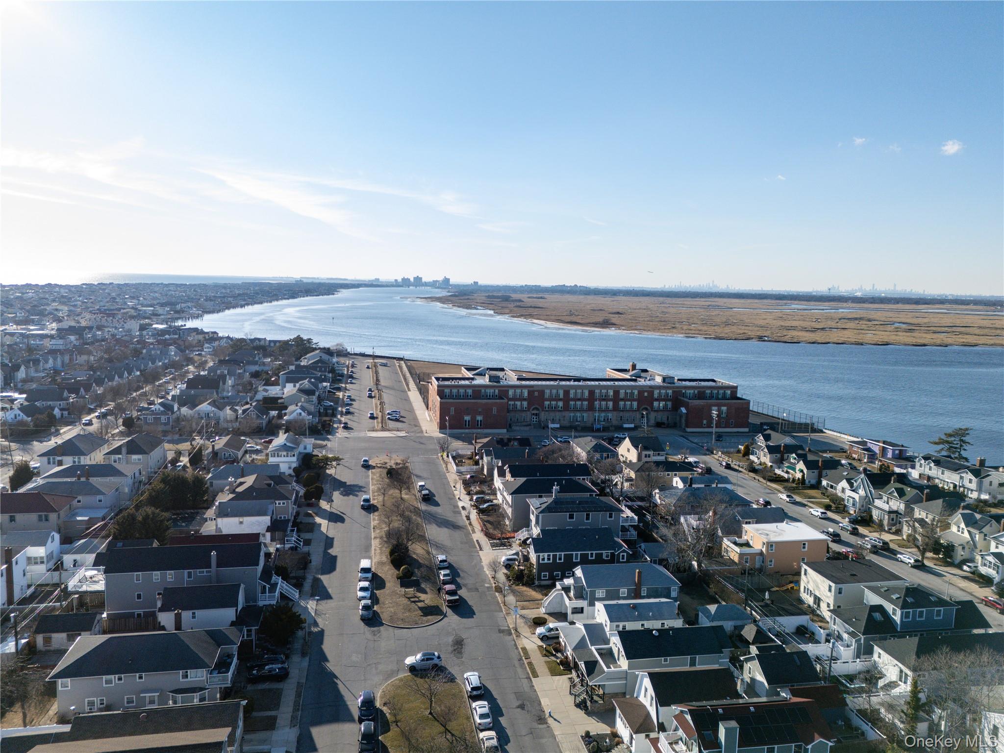 535 W Hudson Street – For Rent