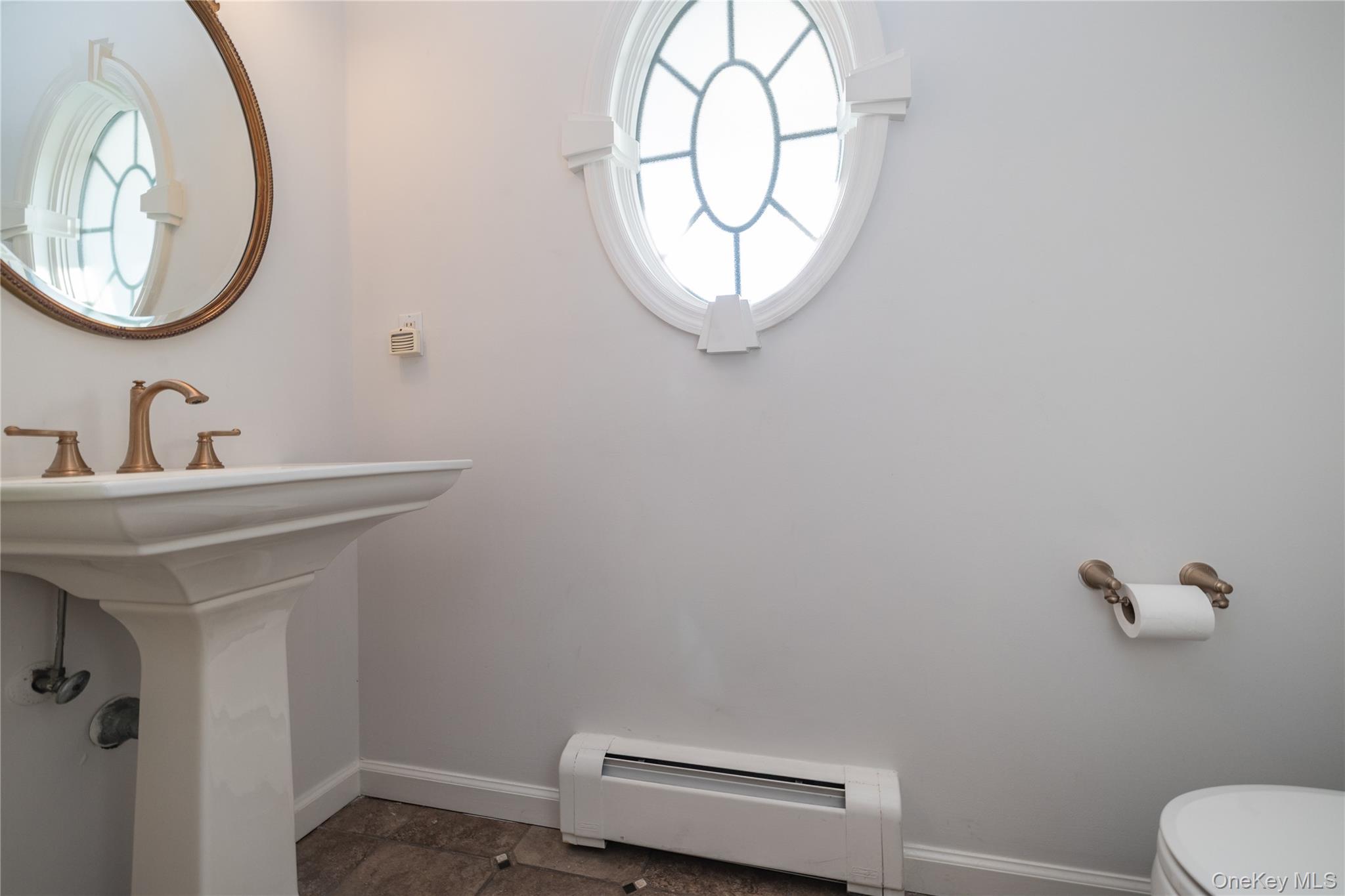 535 W Hudson Street – For Rent photo 8