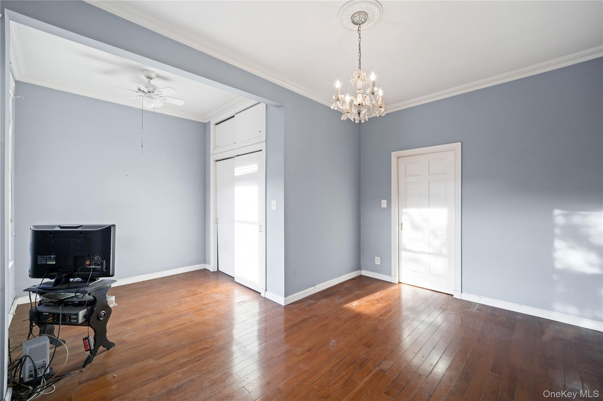 160 Diamond Street – For Sale photo 13