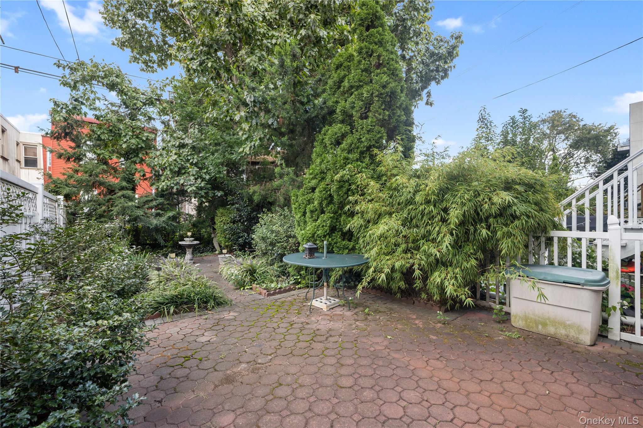 160 Diamond Street – For Sale photo 29
