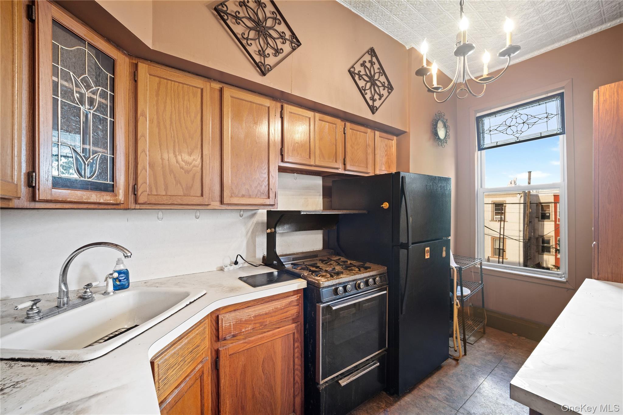 160 Diamond Street – For Sale photo 20