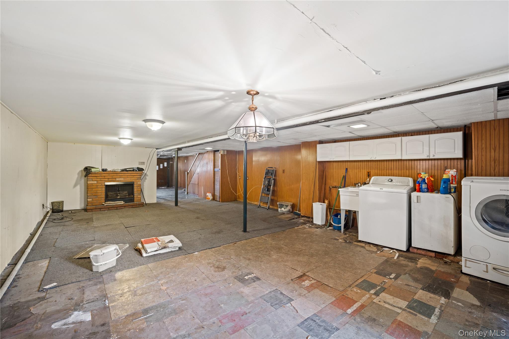 160 Diamond Street – For Sale photo 32