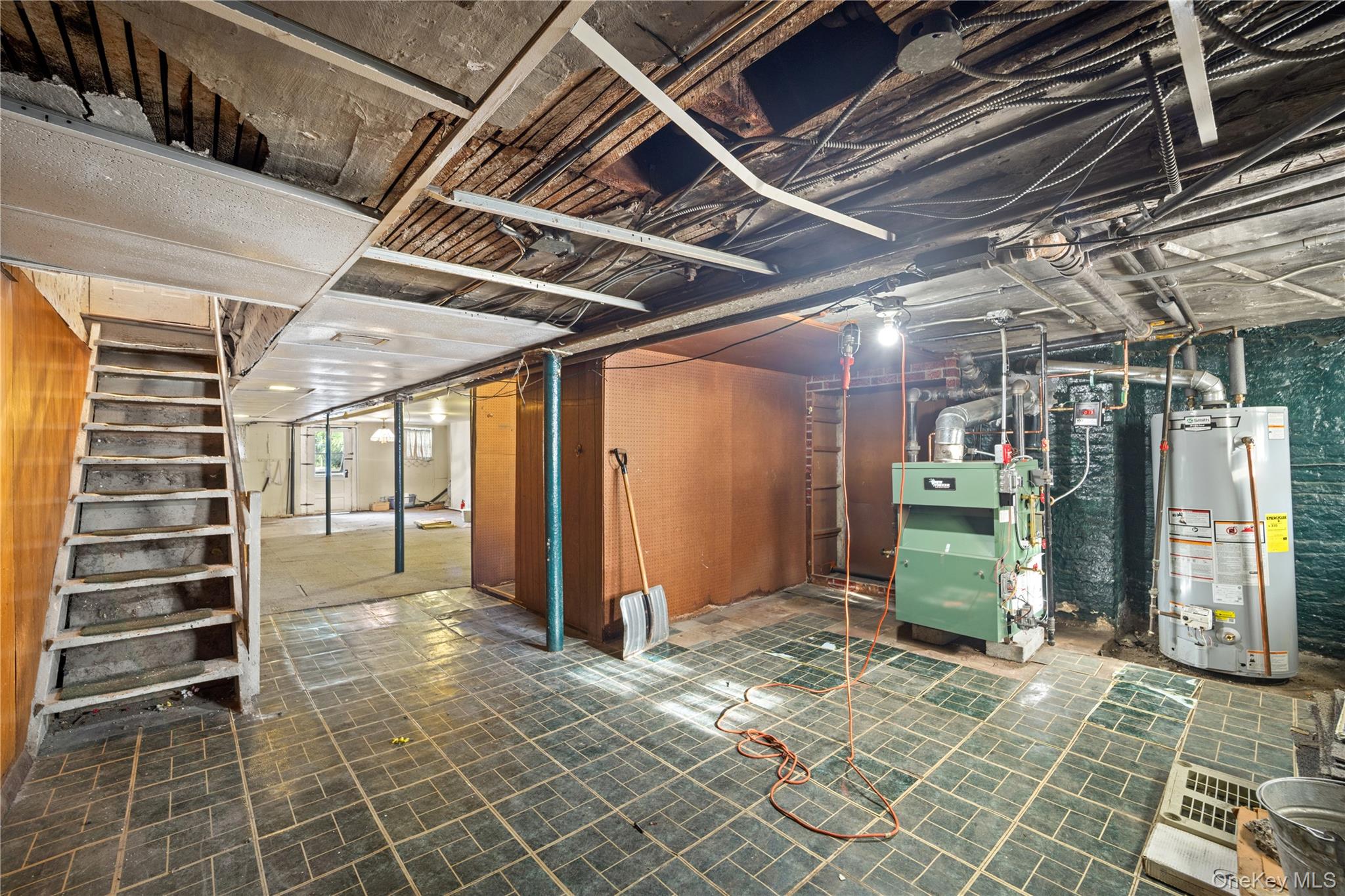 160 Diamond Street – For Sale photo 30