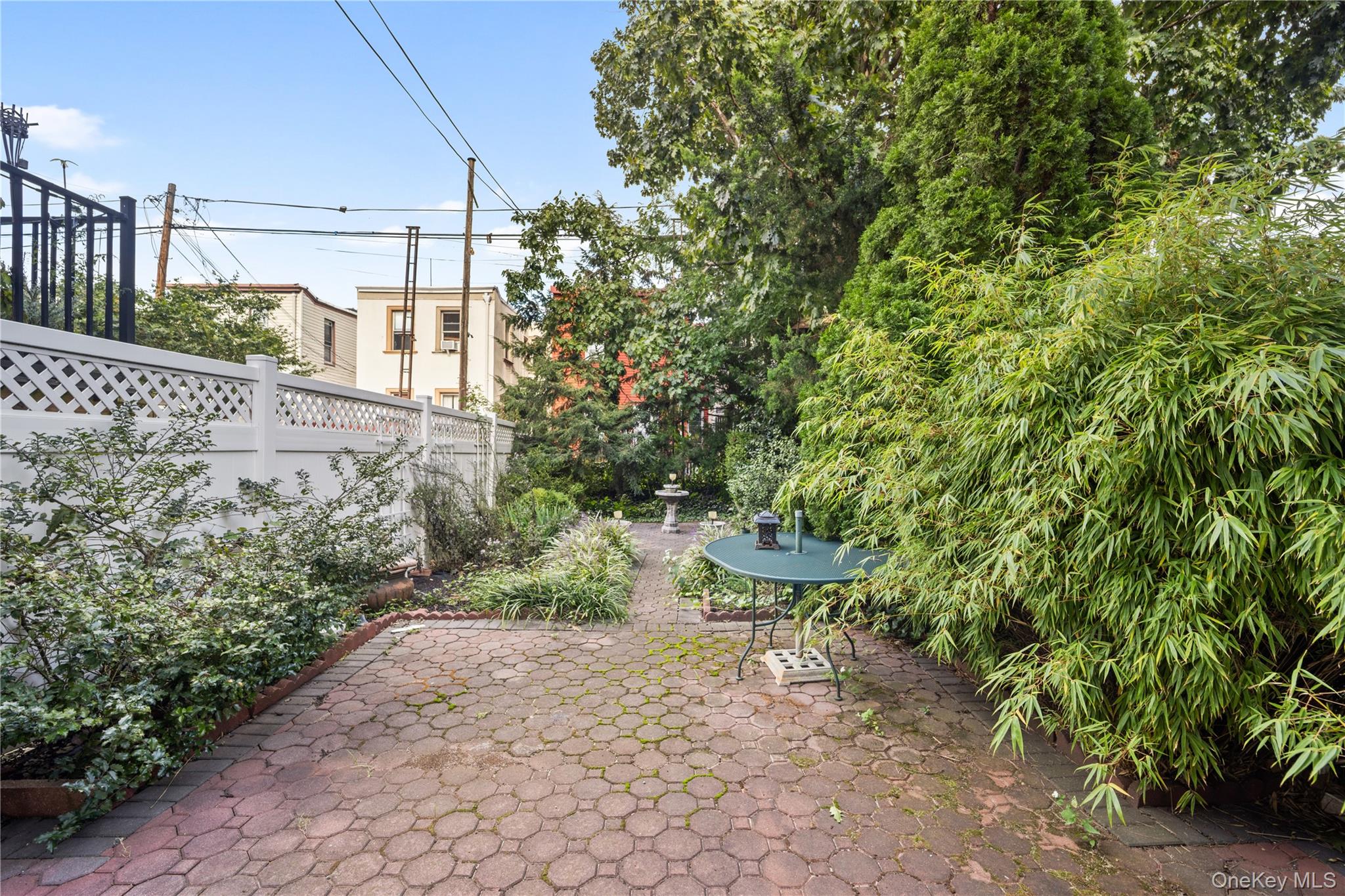160 Diamond Street – For Sale photo 28