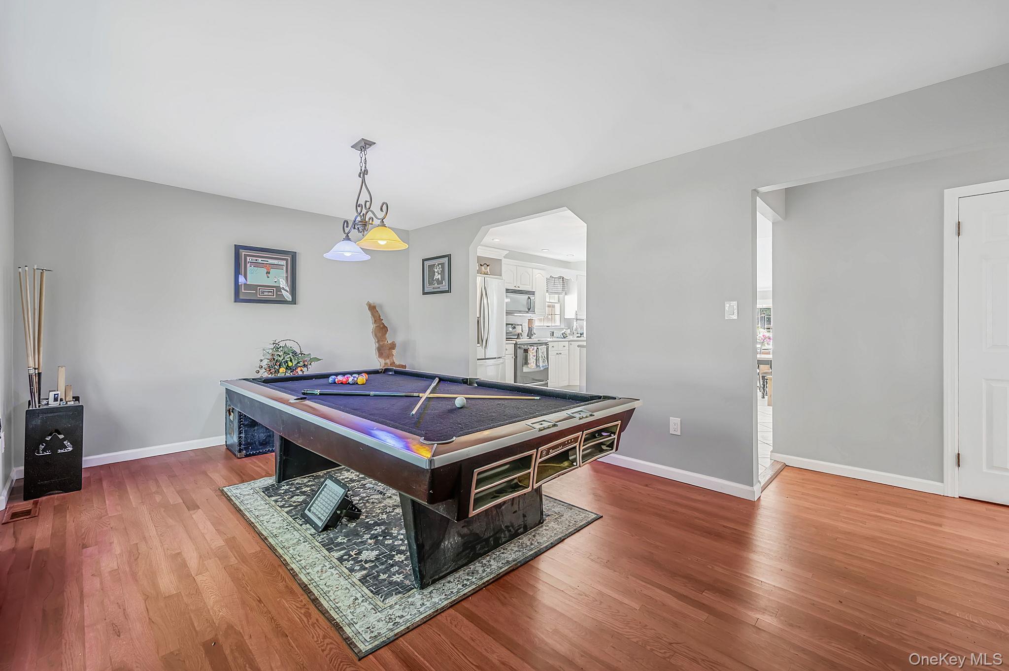 1400 Wave Avenue – For Sale photo 4