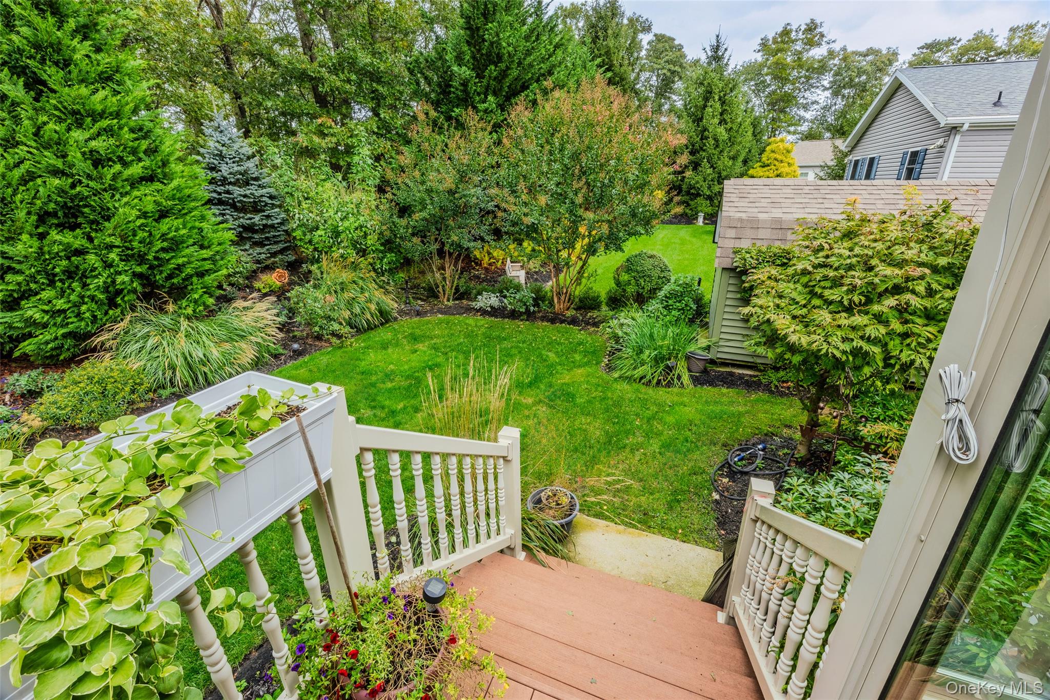 1661 Old Country Road, Unit 560 photo 36