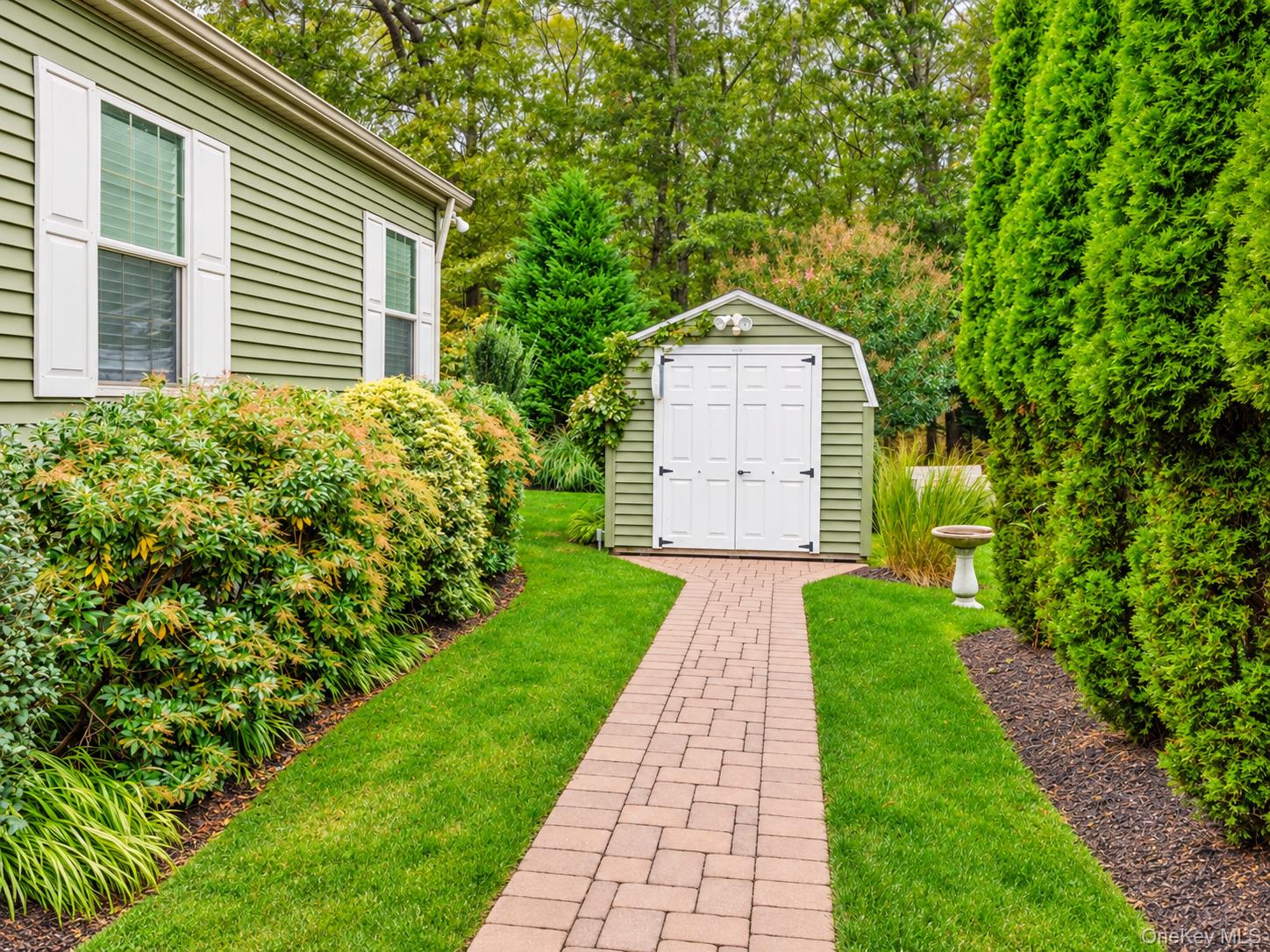 1661 Old Country Road, Unit 560 photo 33