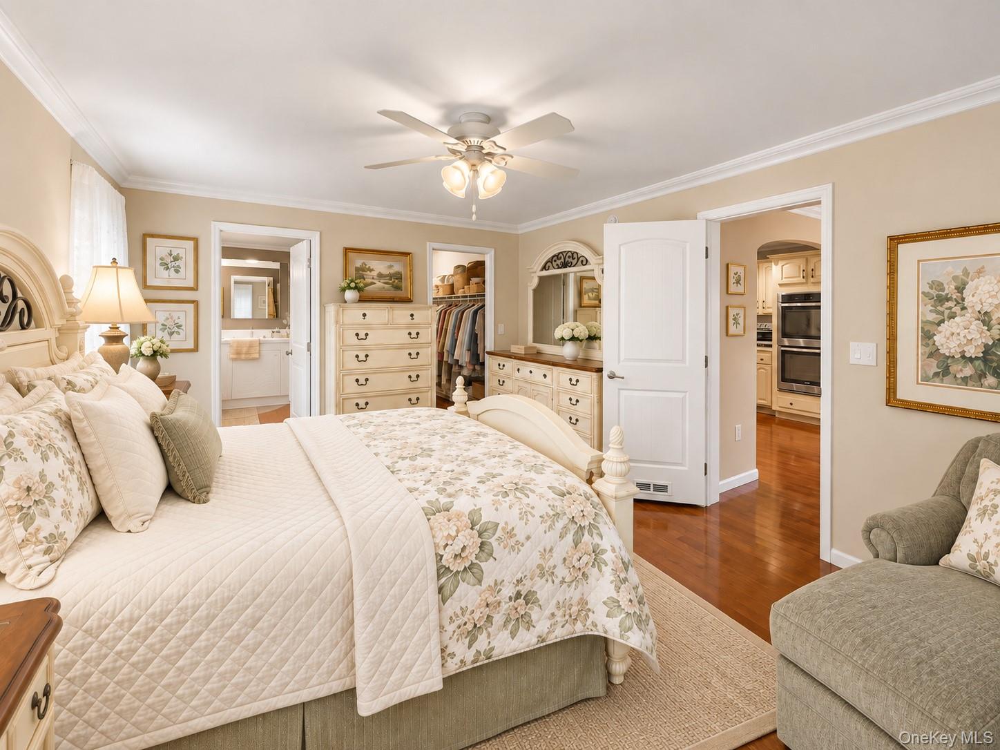 1661 Old Country Road, Unit 560 photo 24