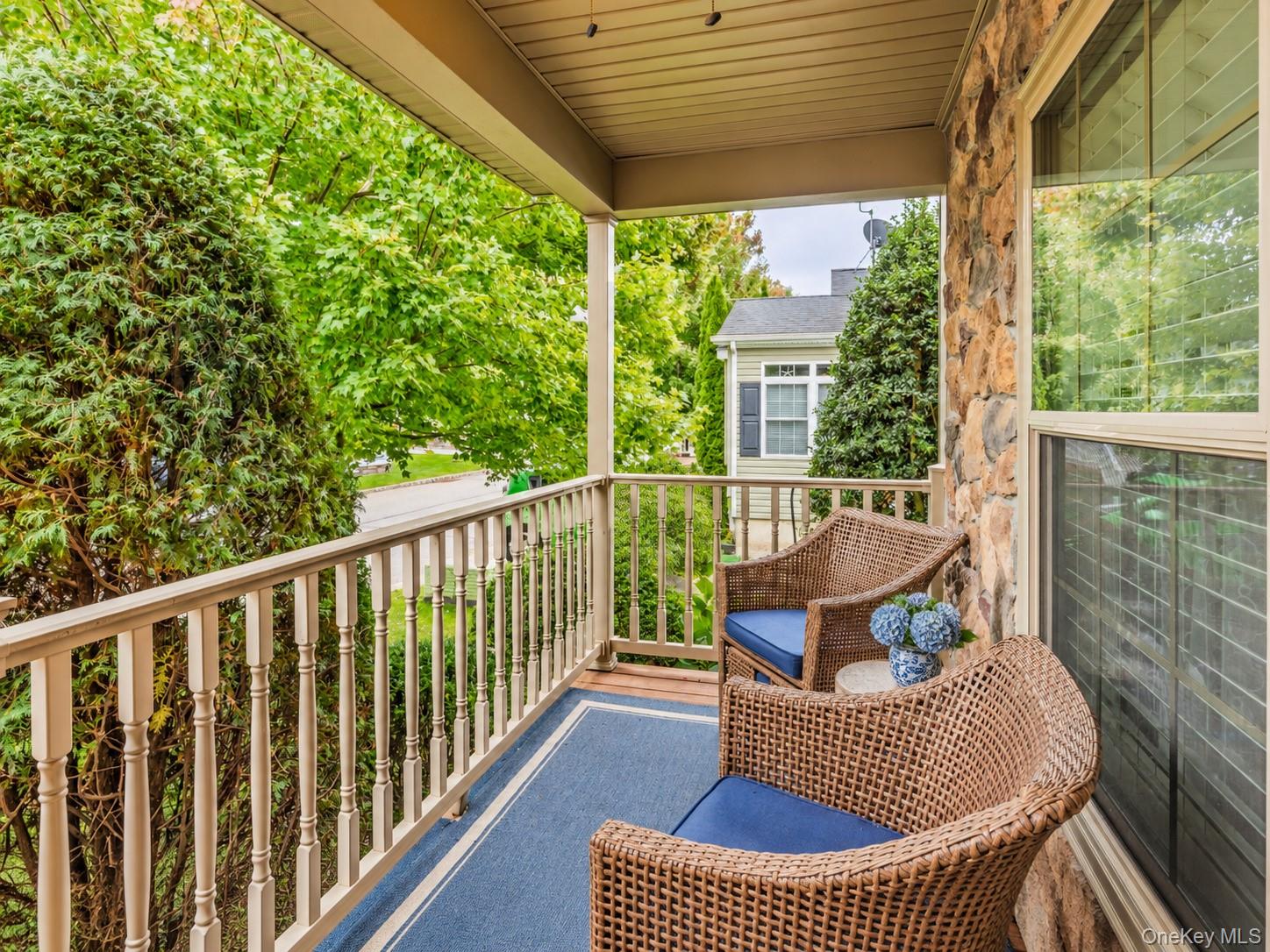 1661 Old Country Road, Unit 560 photo 4