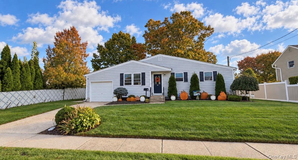 22 5th Avenue – For Sale photo 2