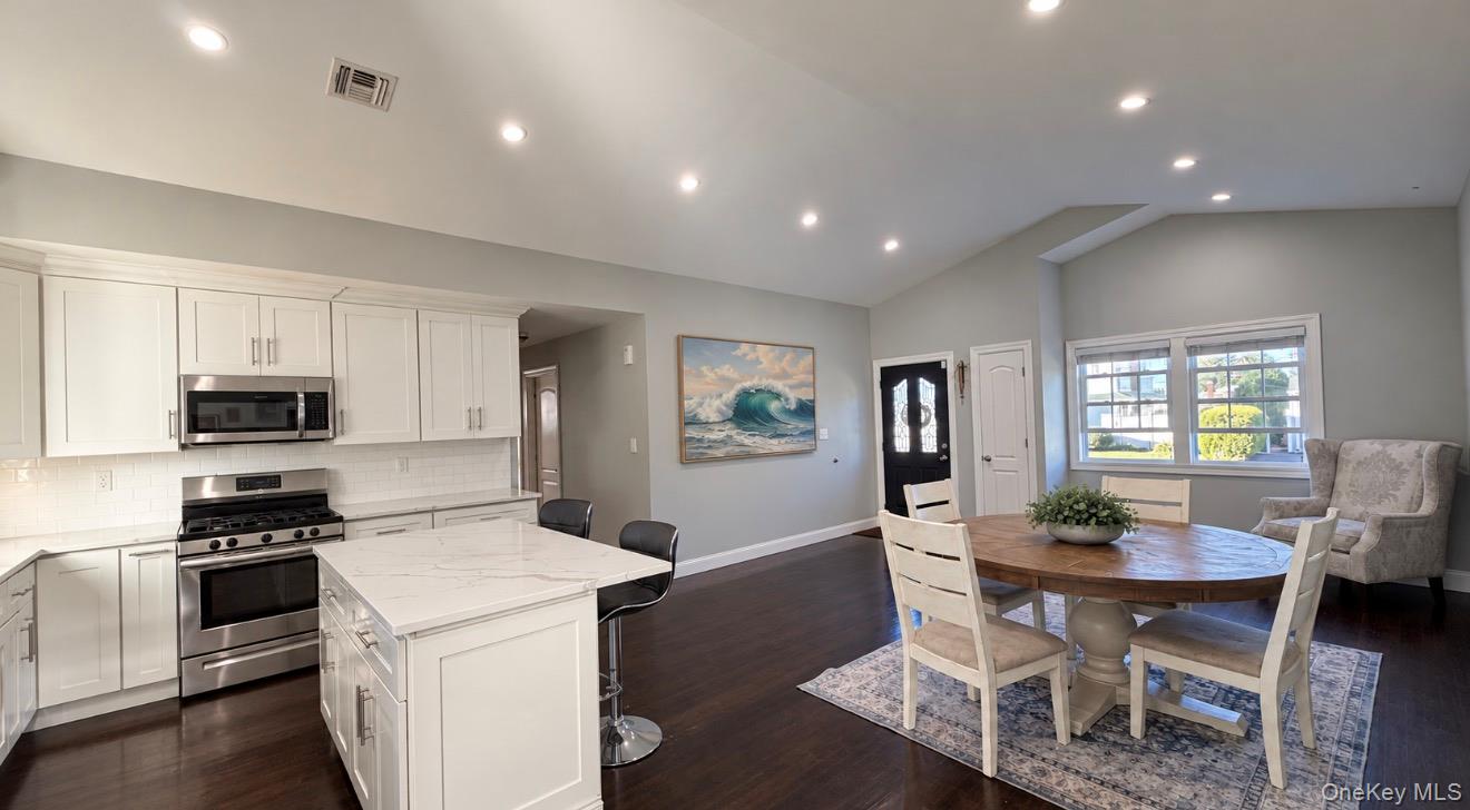 22 5th Avenue – For Sale photo 8