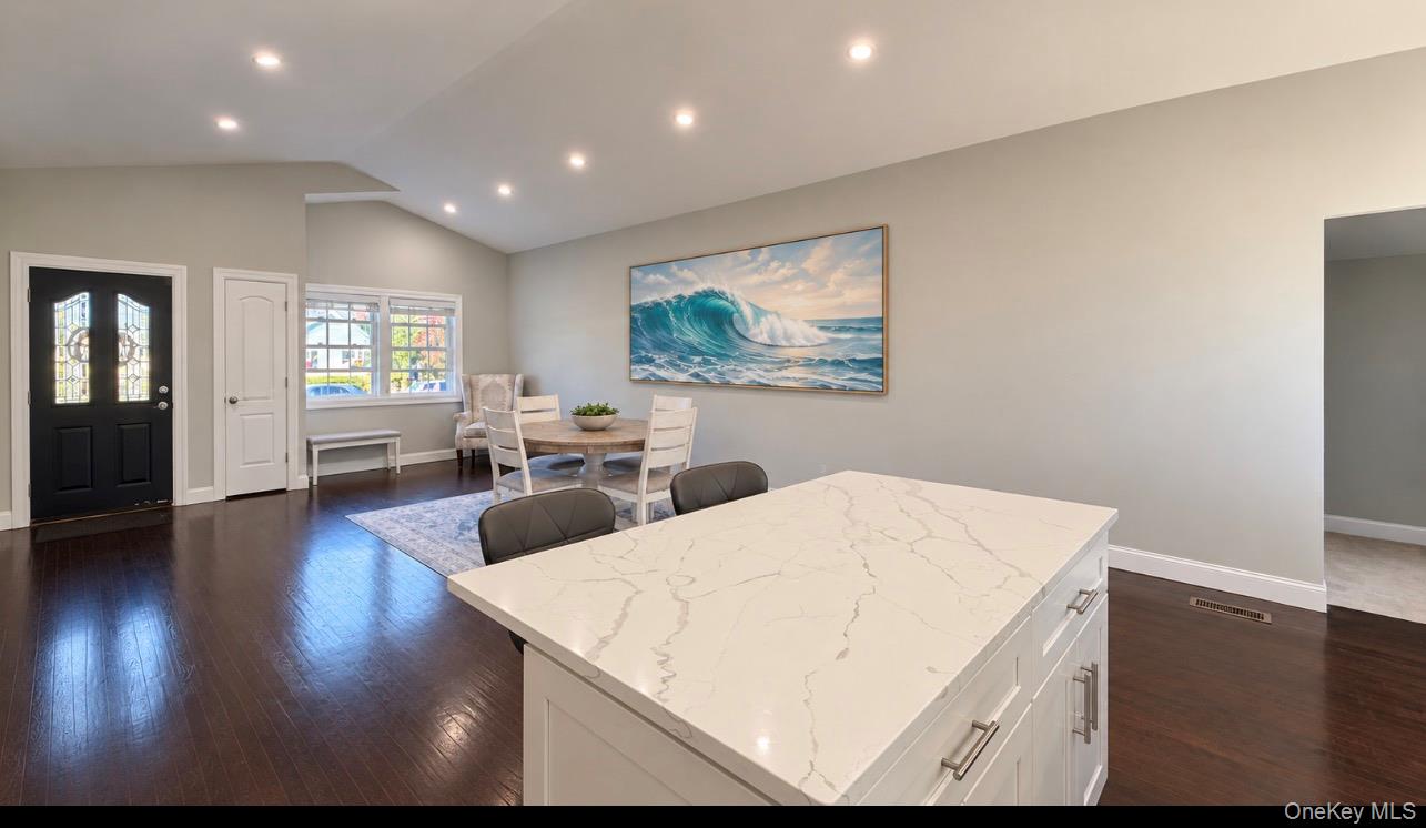 22 5th Avenue – For Sale photo 5
