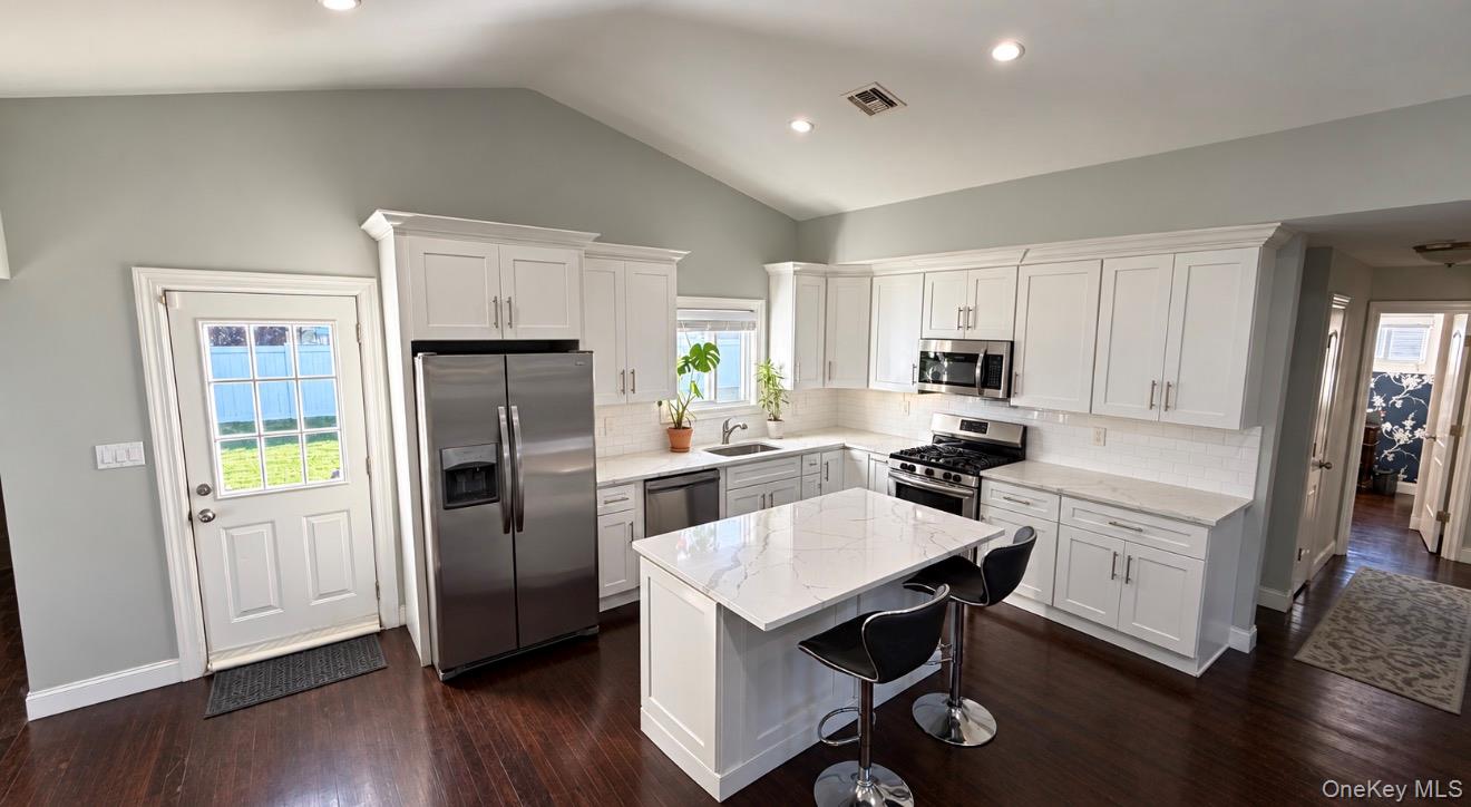 22 5th Avenue – For Sale photo 9