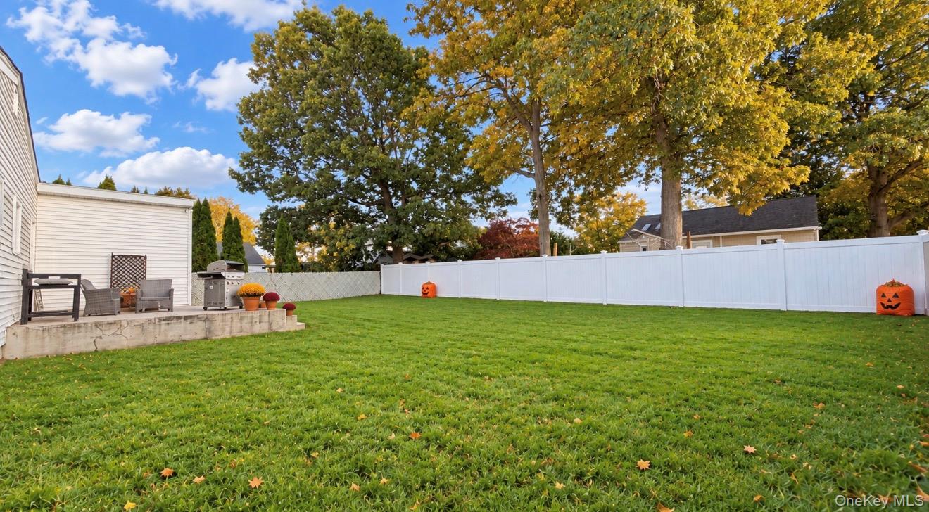 22 5th Avenue – For Sale photo 22