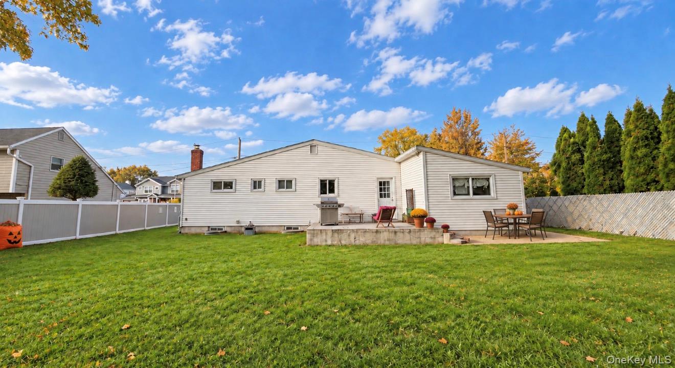 22 5th Avenue – For Sale photo 21
