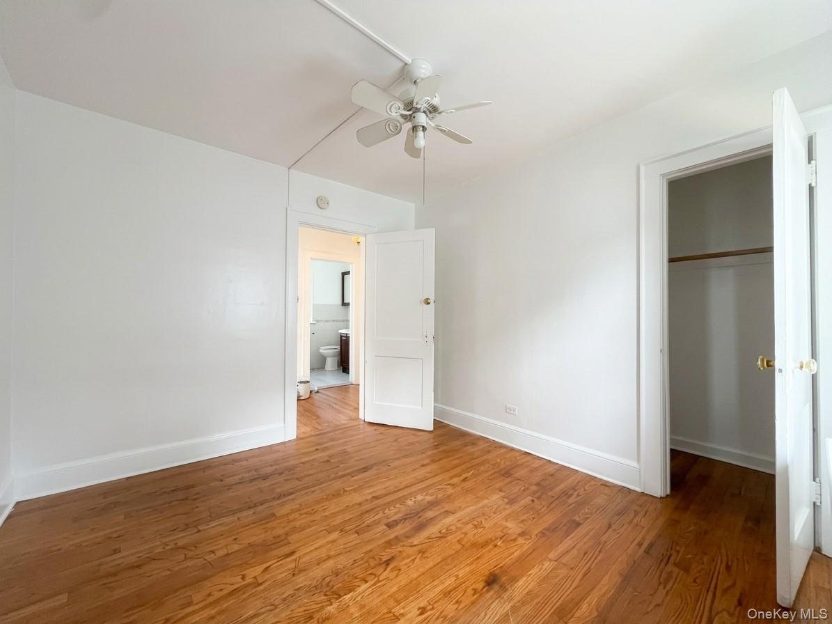 122 Greenvale Avenue, Unit Apt #2 photo 22