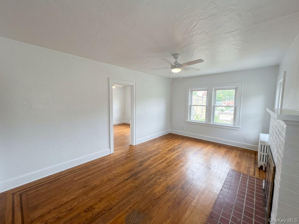 122 Greenvale Avenue, Unit Apt #2 photo 10