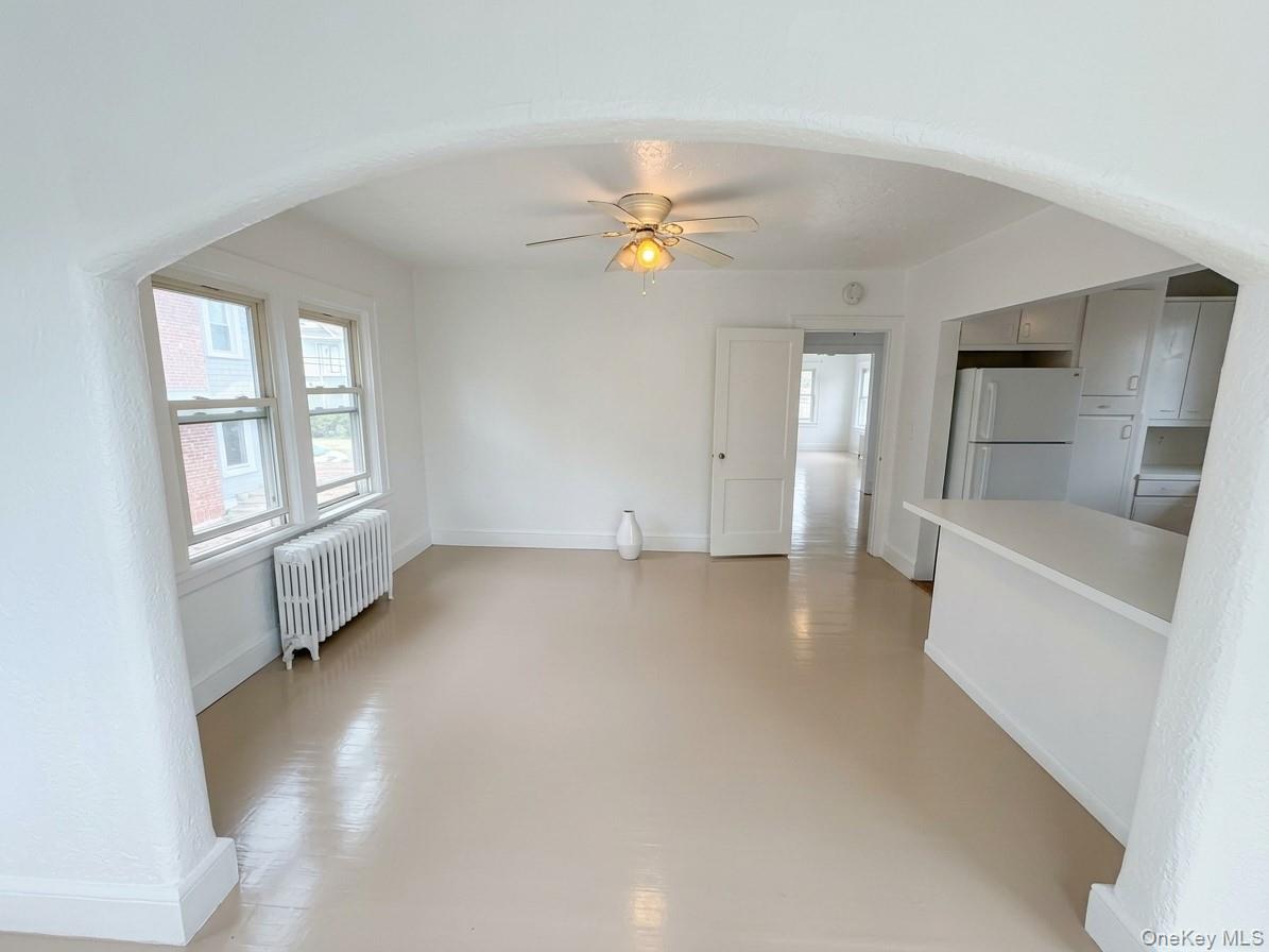 122 Greenvale Avenue, Unit Apt #2 photo 8