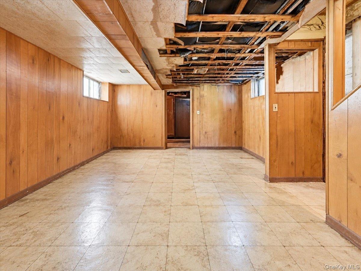 2727 Morgan Avenue – For Sale photo 17