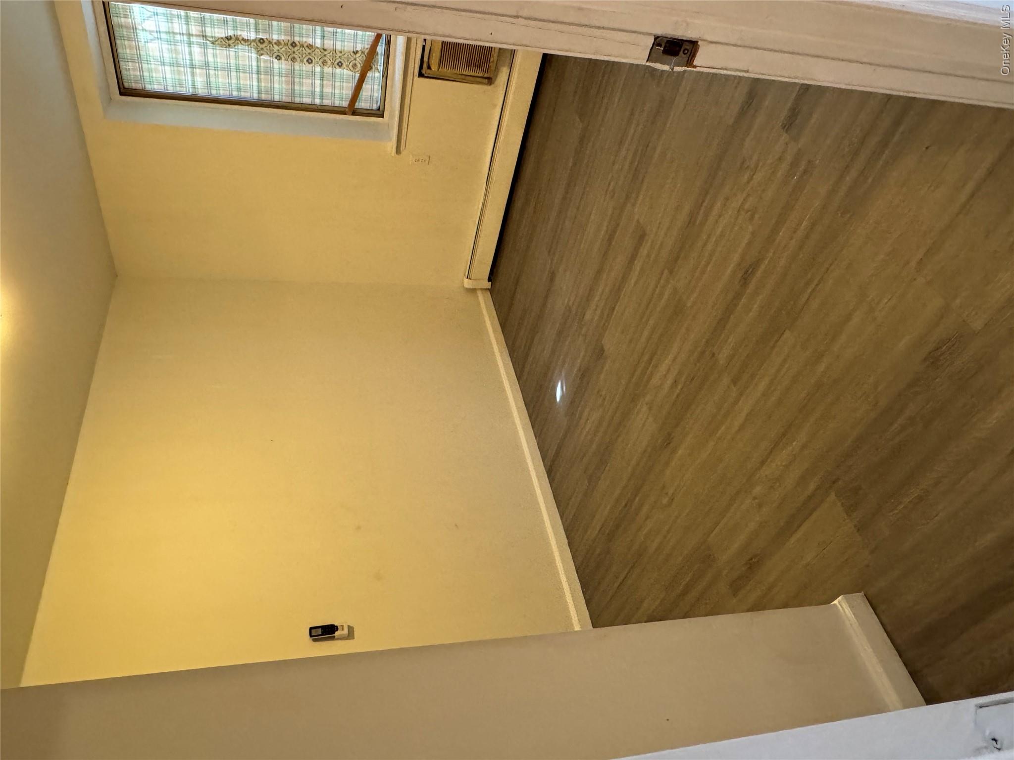 13237 Pople Avenue, Unit 1A photo 3