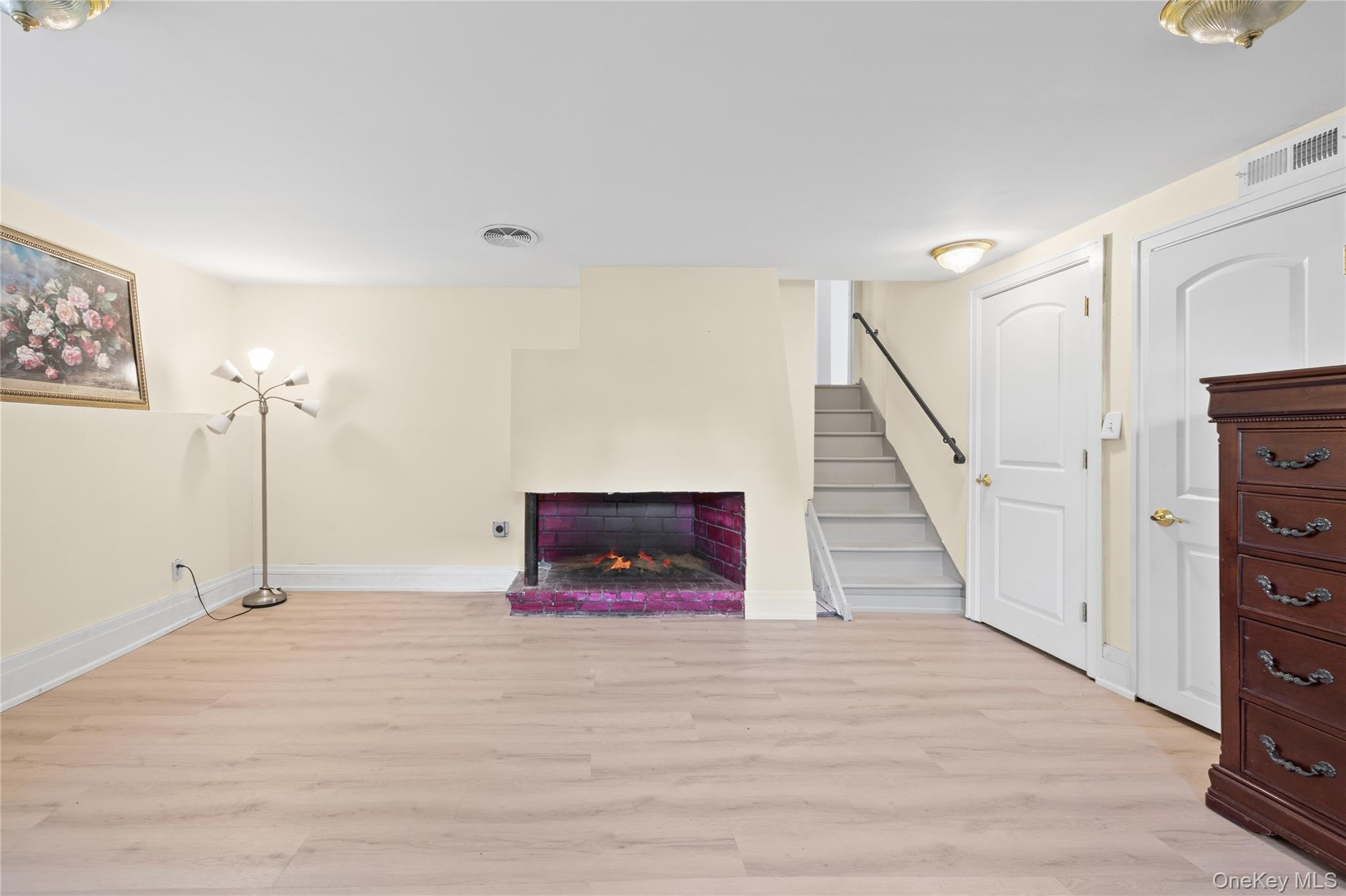 21 Oxford Boulevard – For Sale photo 23