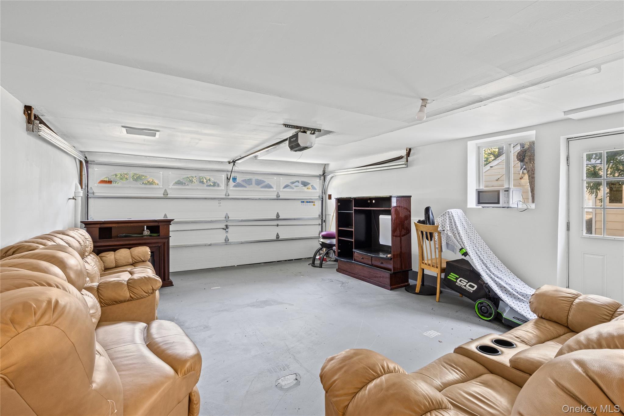 21 Oxford Boulevard – For Sale photo 24