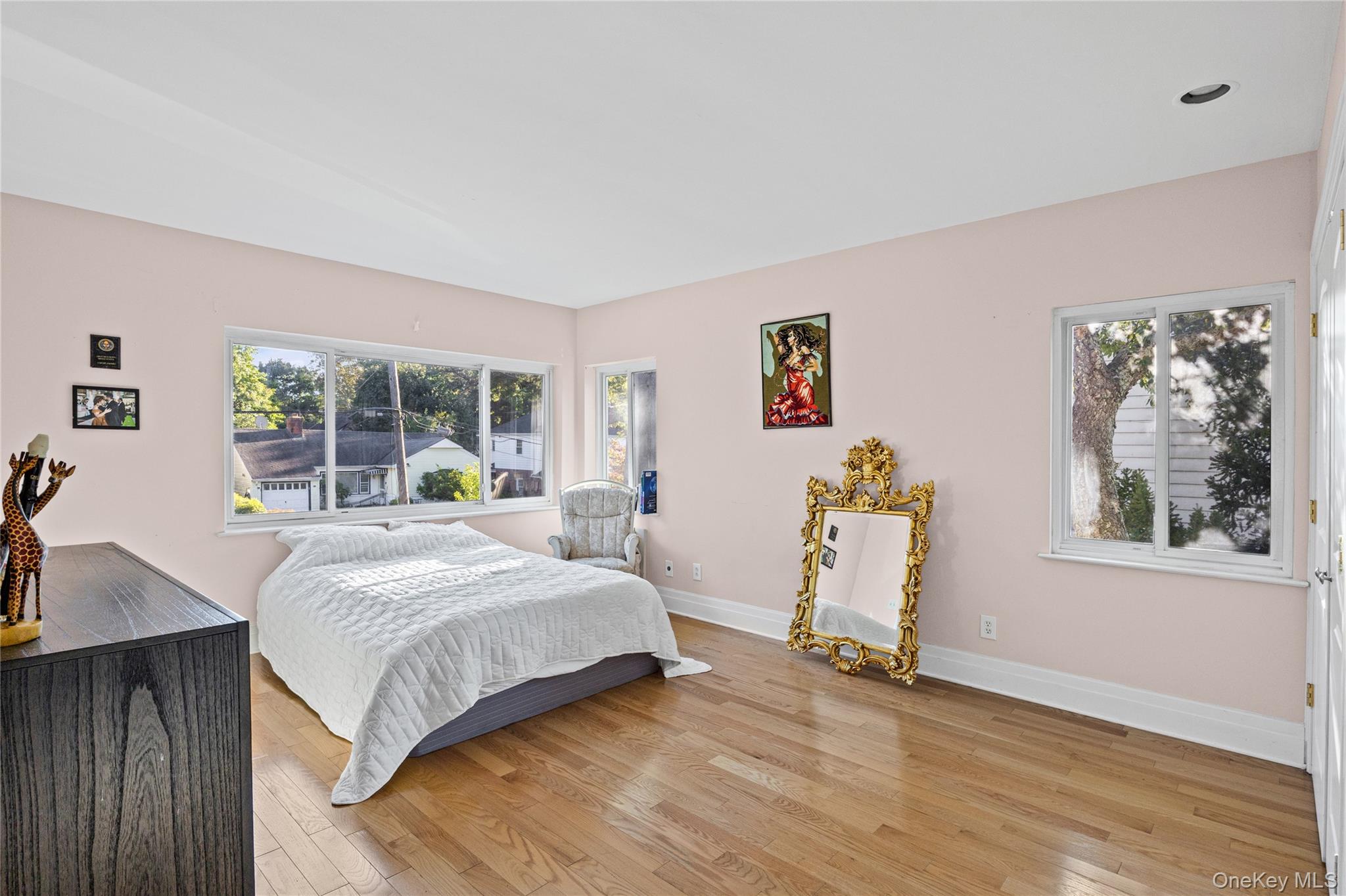 21 Oxford Boulevard – For Sale photo 16