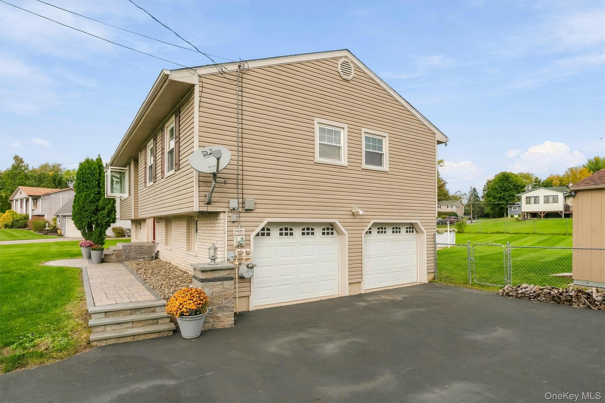 56 Scott Drive – For Sale photo 3
