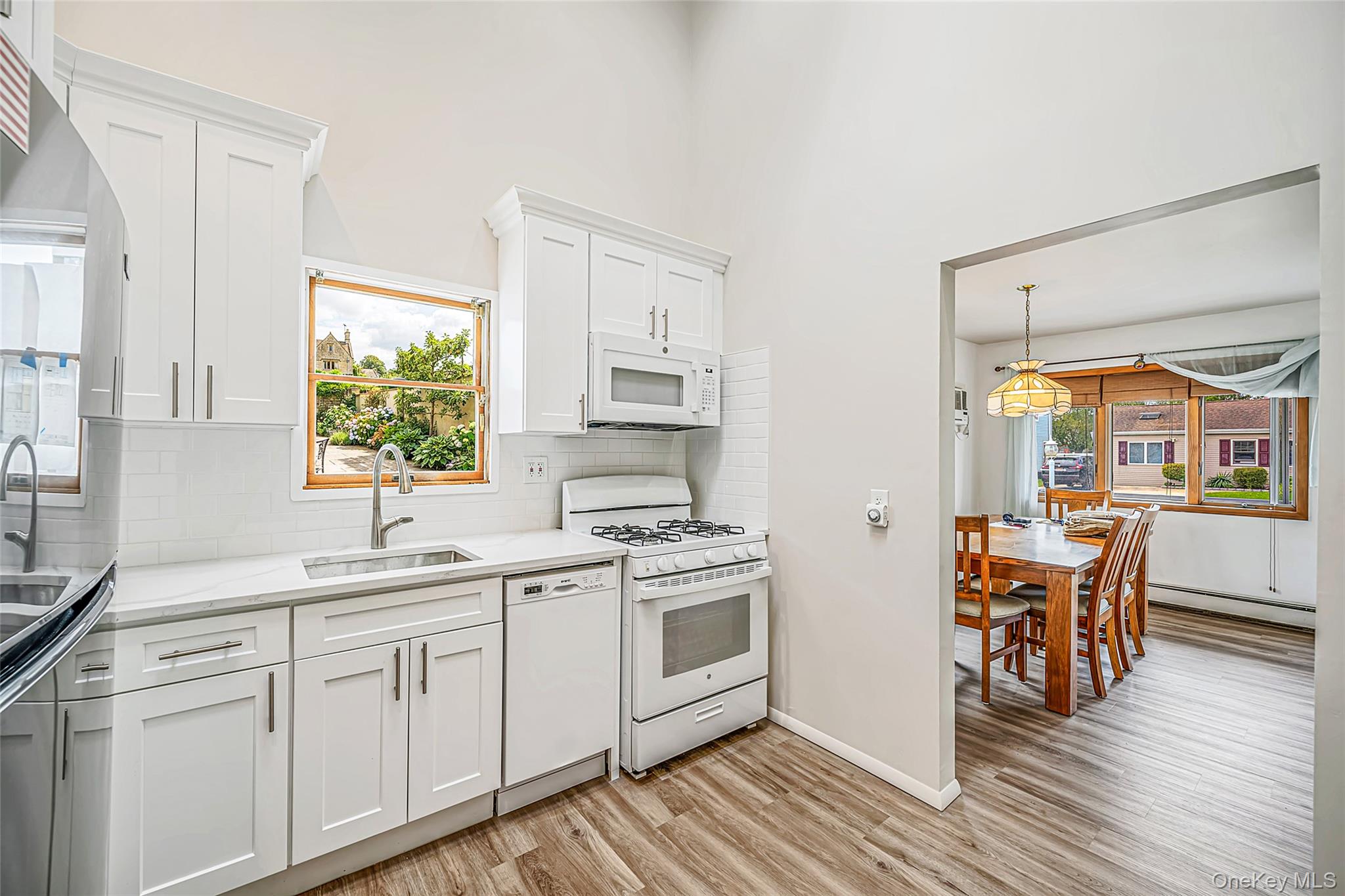 99 Cherubina Lane – For Sale photo 14