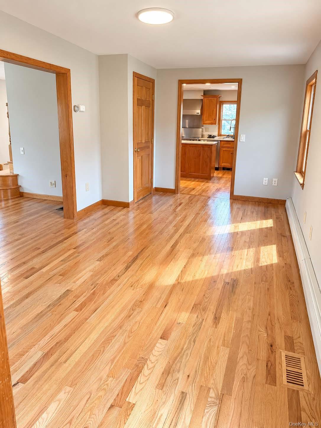 92 Crum Elbow Road – For Rent photo 9