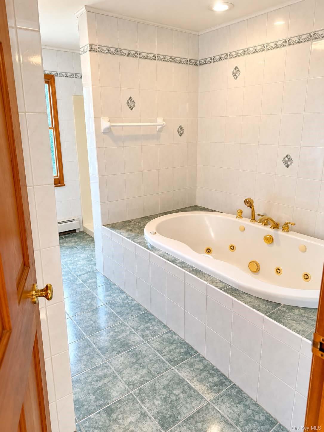 92 Crum Elbow Road – For Rent photo 10