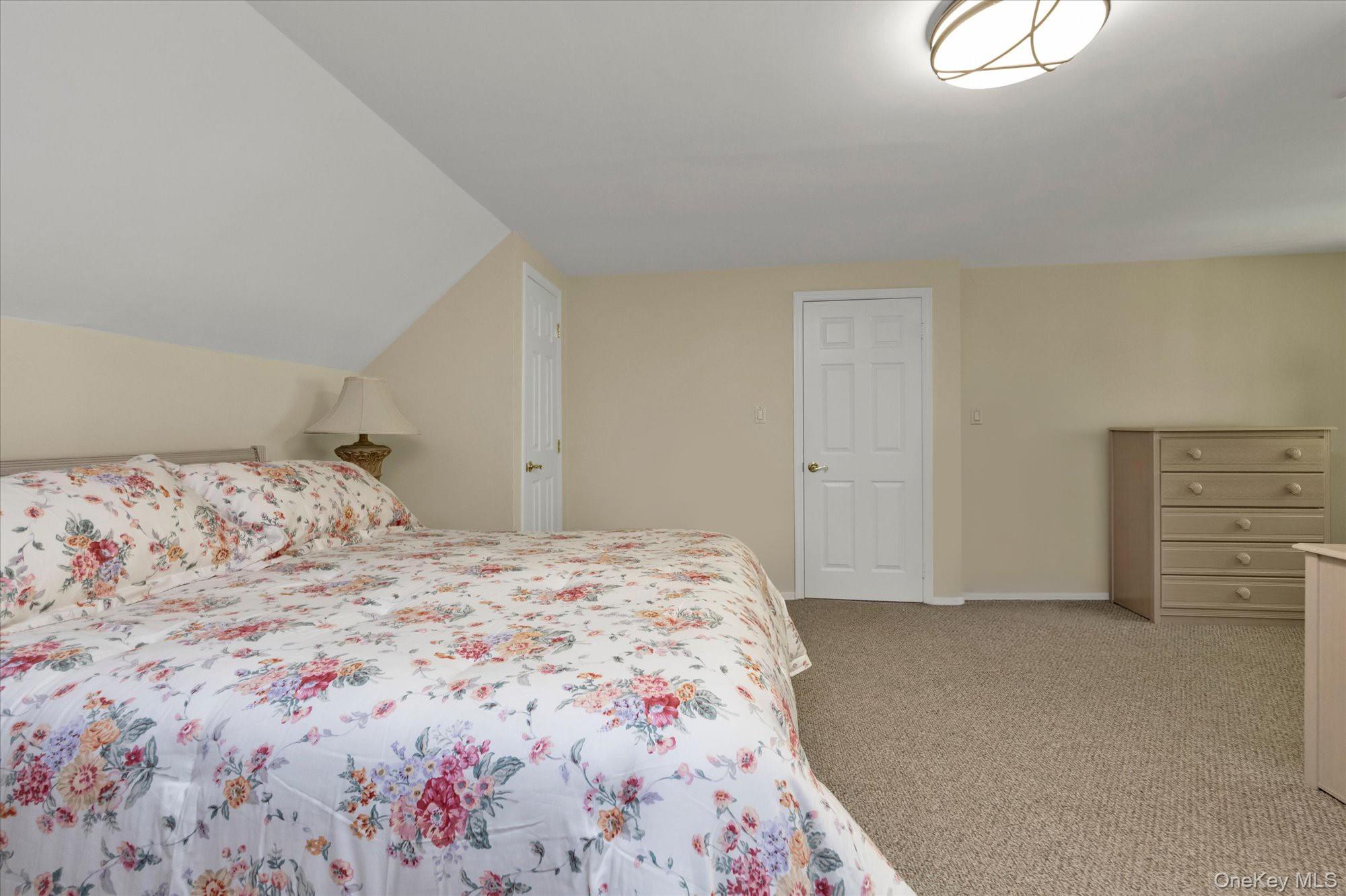 24 Summit Road – For Sale photo 18