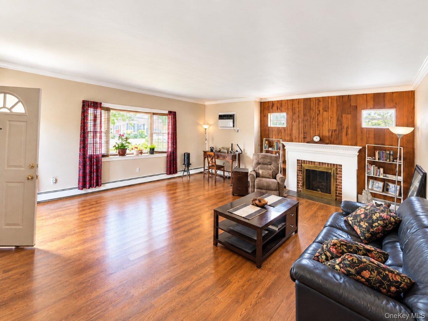 20 Munson Place – For Sale photo 2