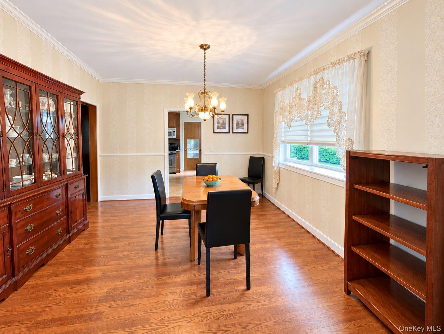 20 Munson Place – For Sale photo 3