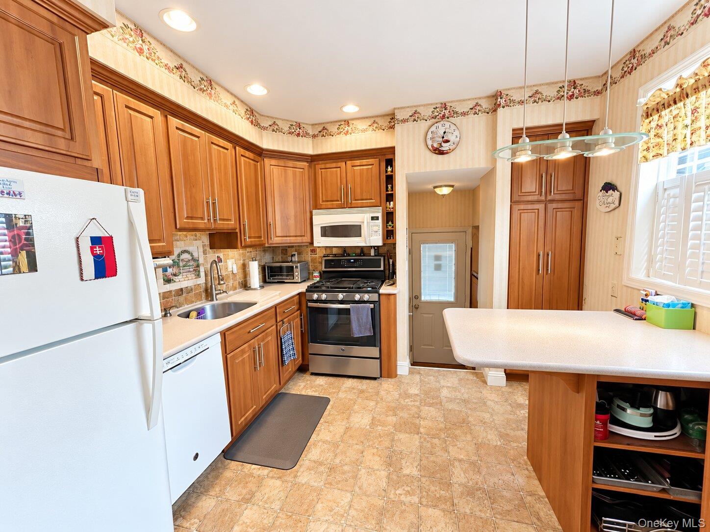 20 Munson Place – For Sale photo 4