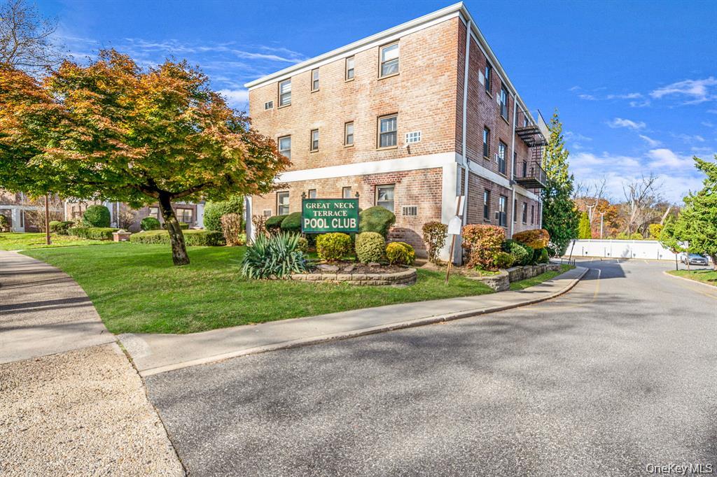 8 Terrace Circle, Unit 1G photo 14
