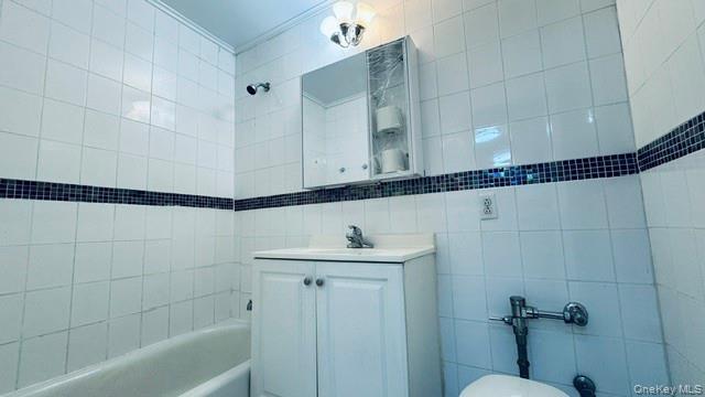 134-54 Maple Avenue, Unit 6E photo 8
