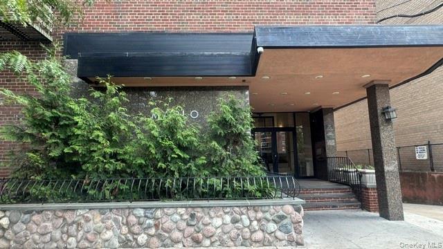 134-54 Maple Avenue, Unit 6E