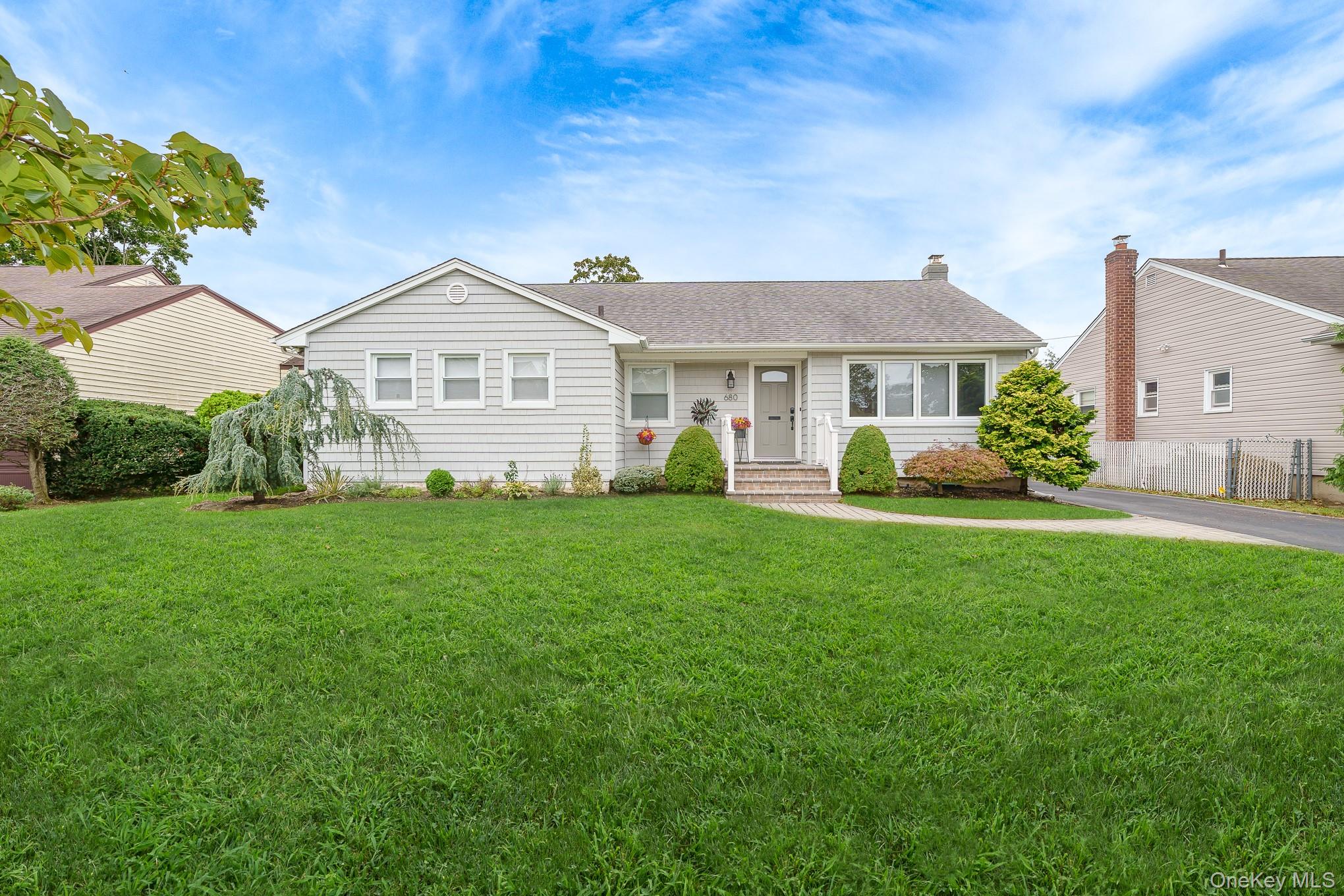 680 Harrison Avenue – For Sale photo 2